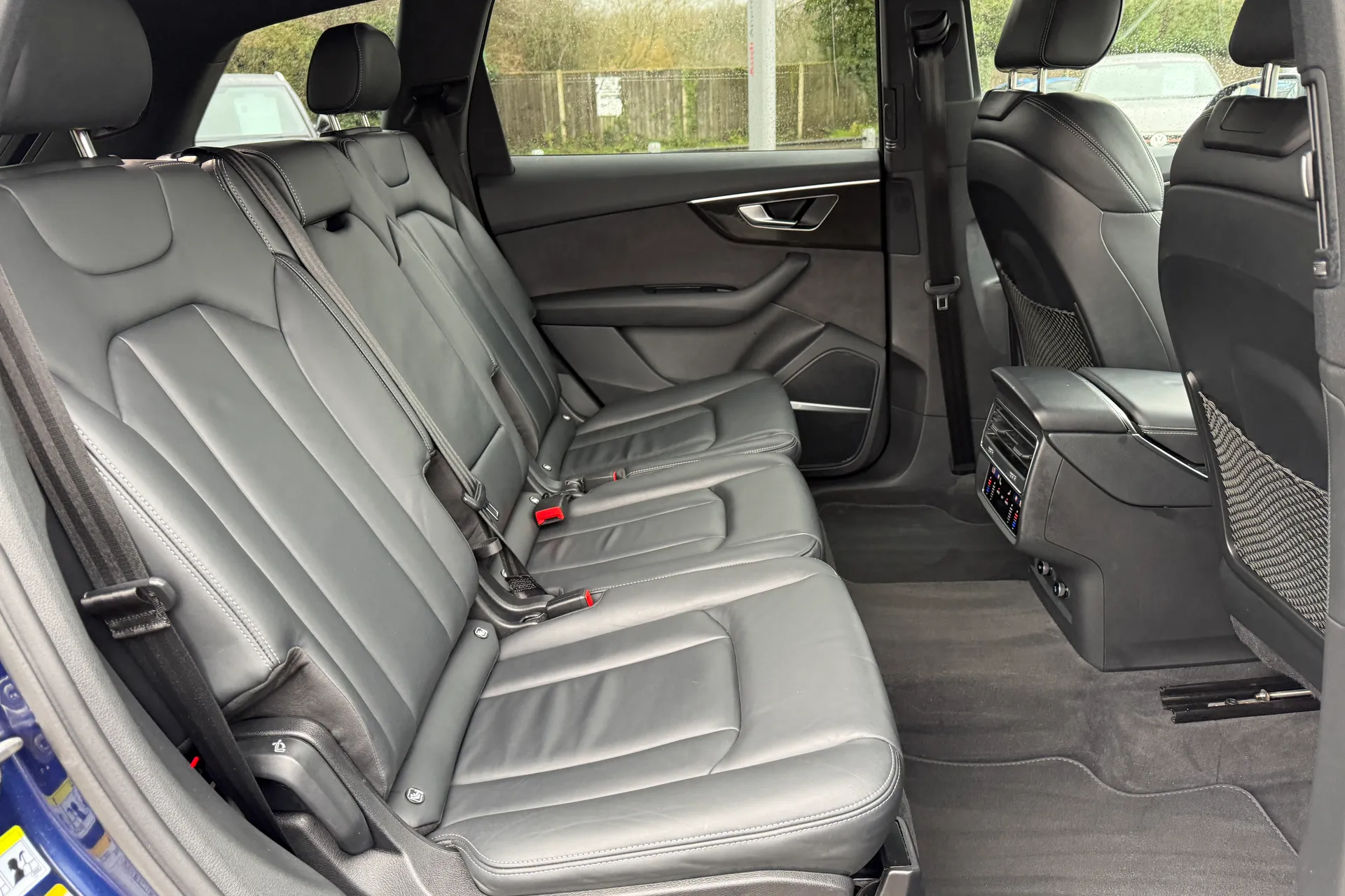 Audi Q7 thumbnail image number 46