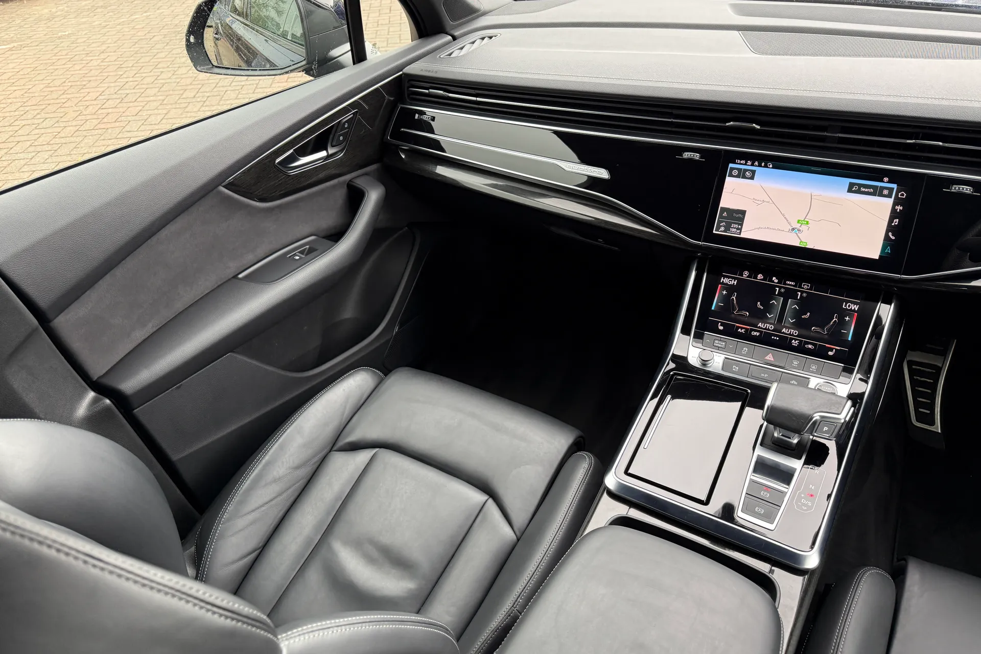 Audi Q7 thumbnail image number 41