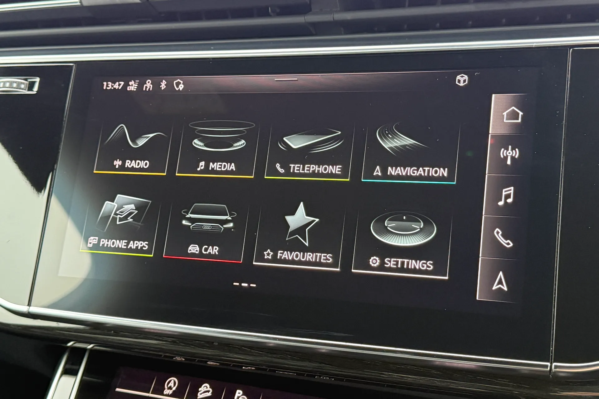 Audi Q7 thumbnail image number 15