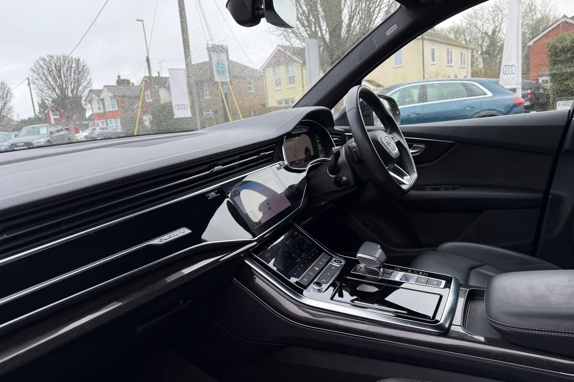 Audi Q7 thumbnail image number 31