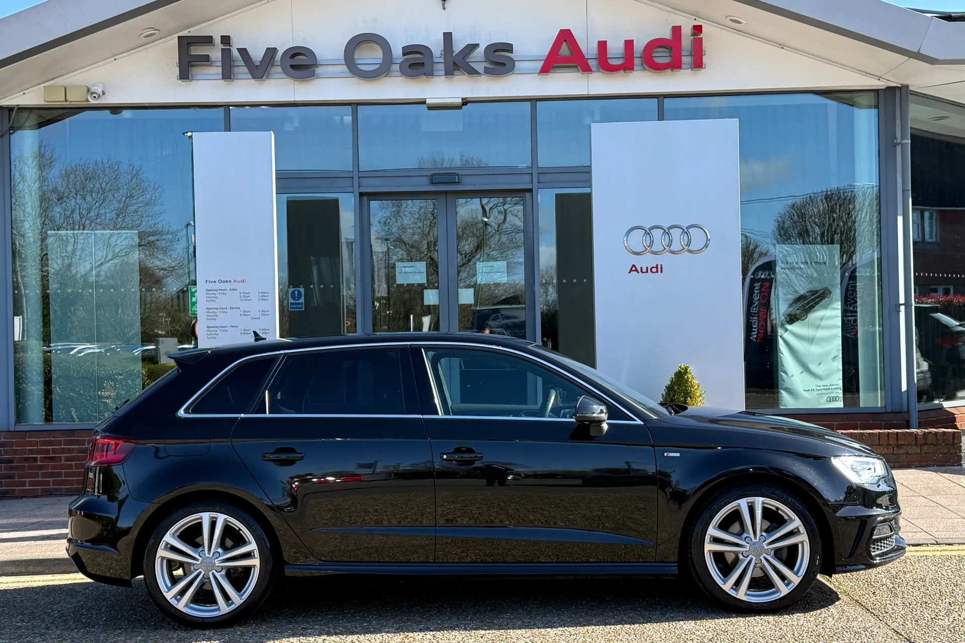 Audi A3 thumbnail image number 2