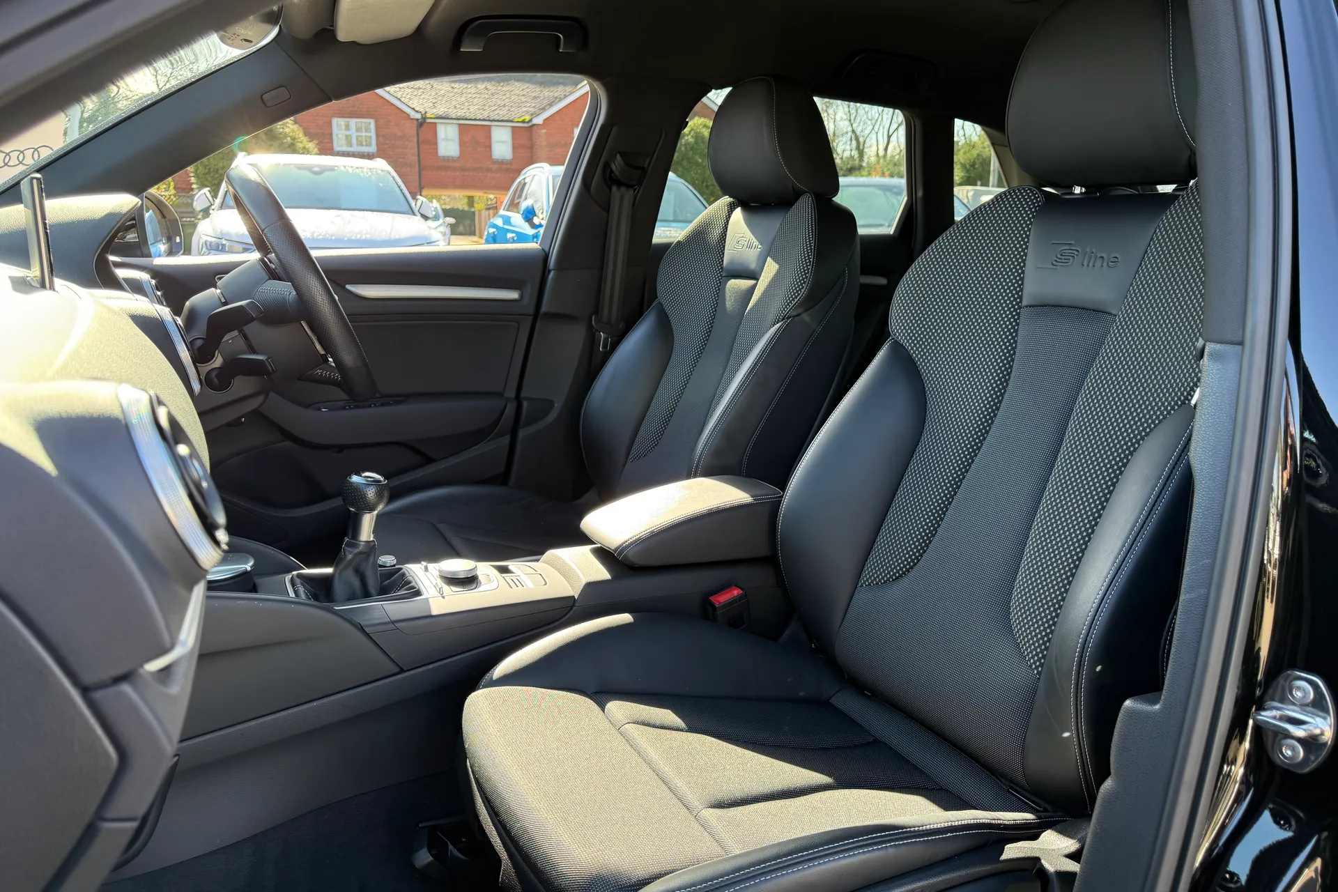 Audi A3 thumbnail image number 25