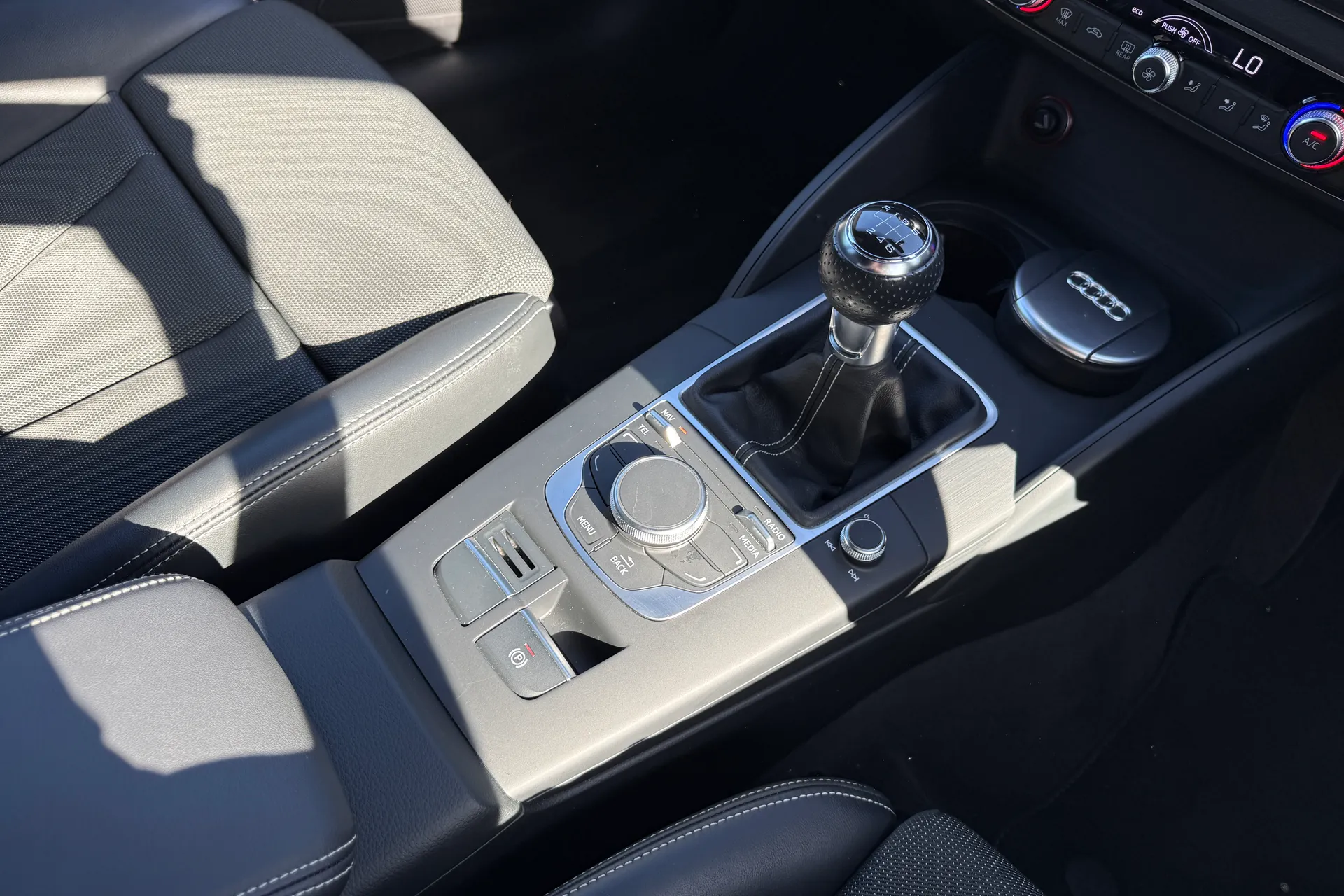 Audi A3 thumbnail image number 35