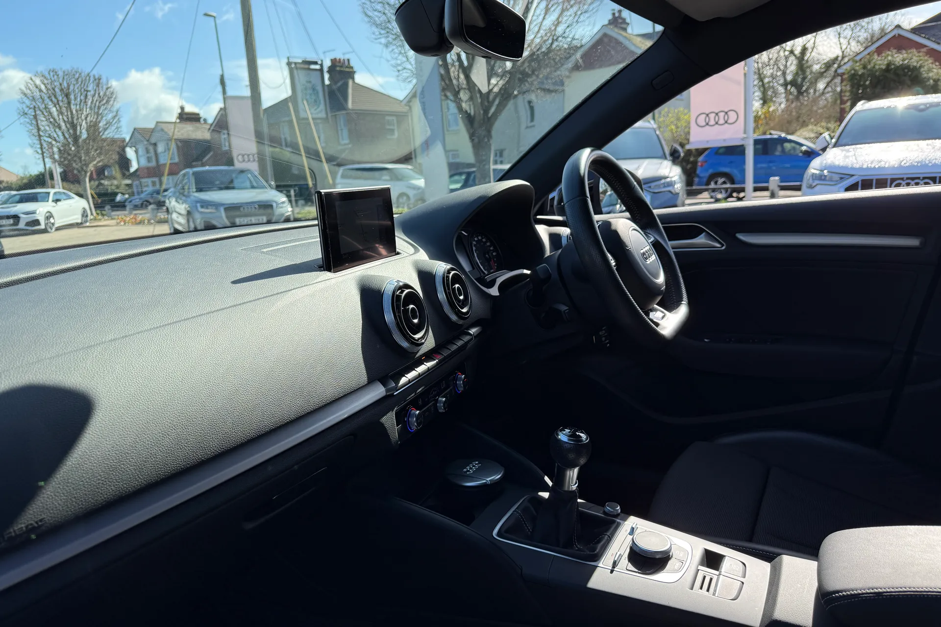 Audi A3 thumbnail image number 24