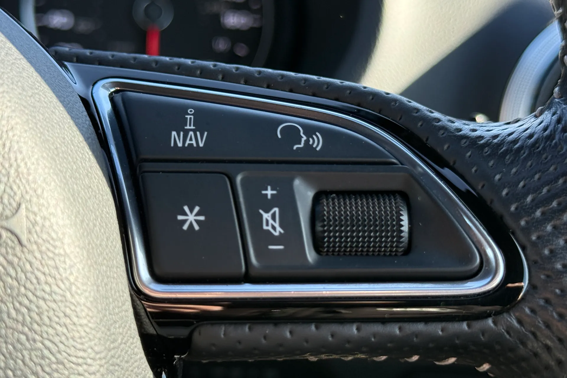 Audi A3 thumbnail image number 17