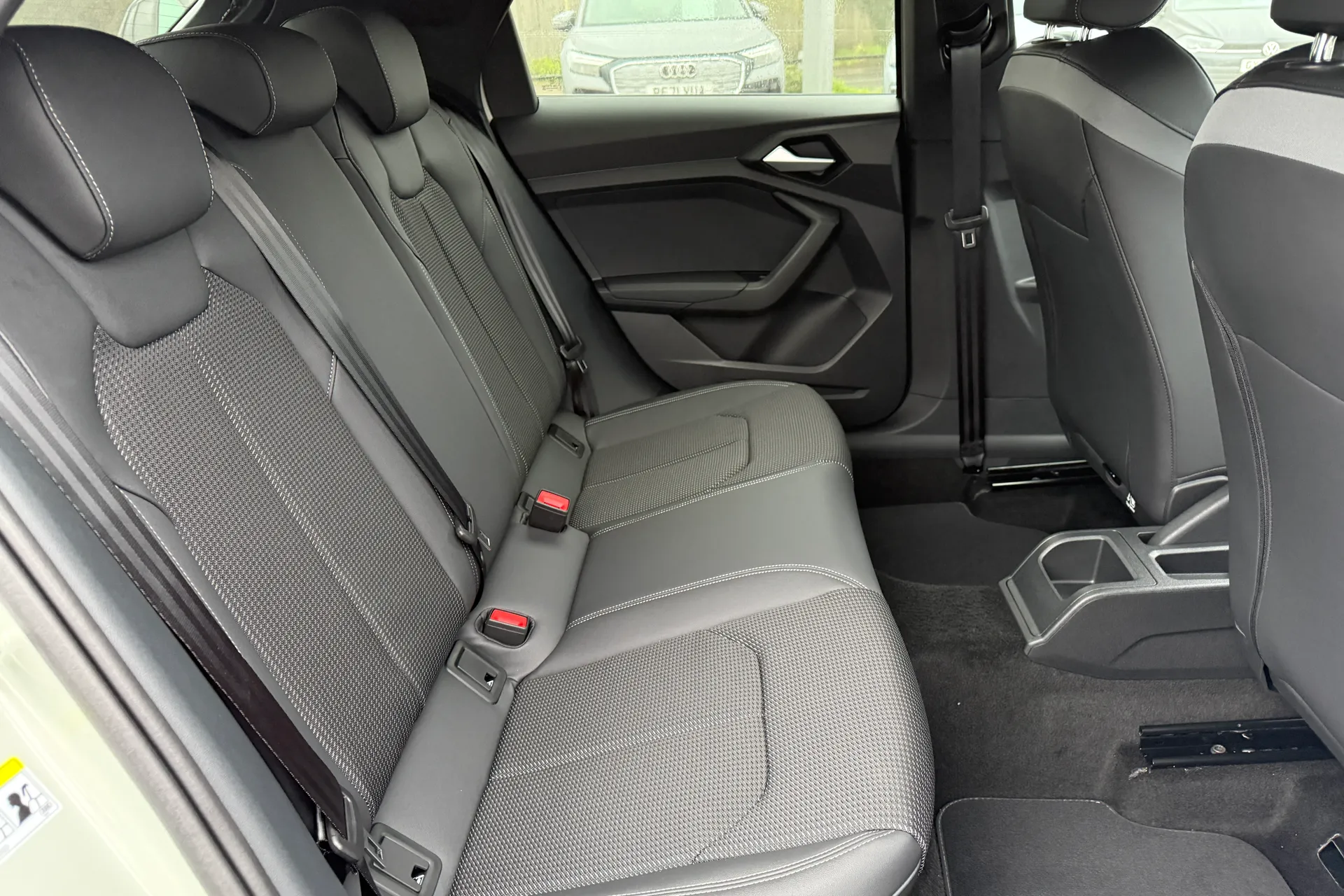 Audi A1 thumbnail image number 42