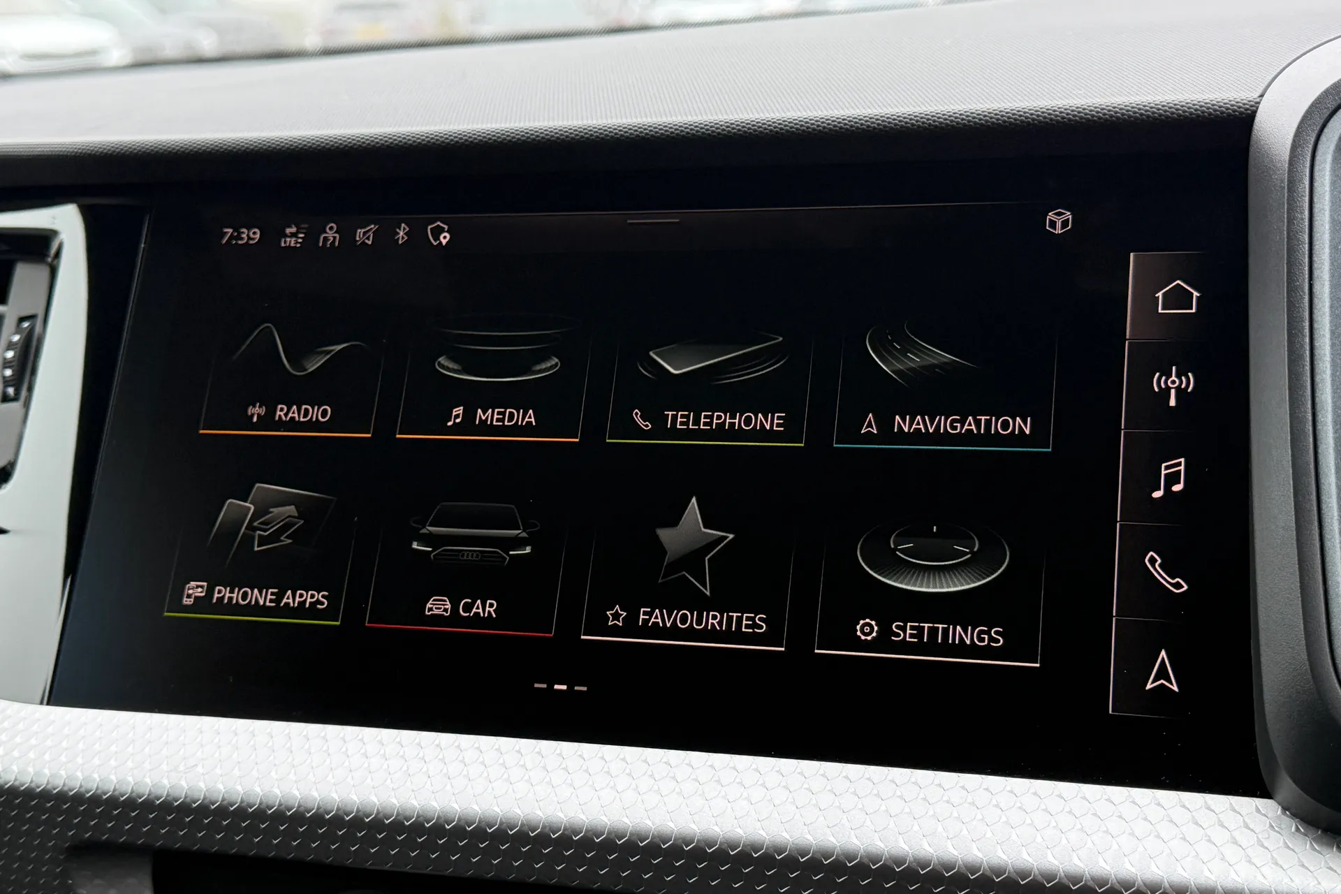 Audi A1 thumbnail image number 12