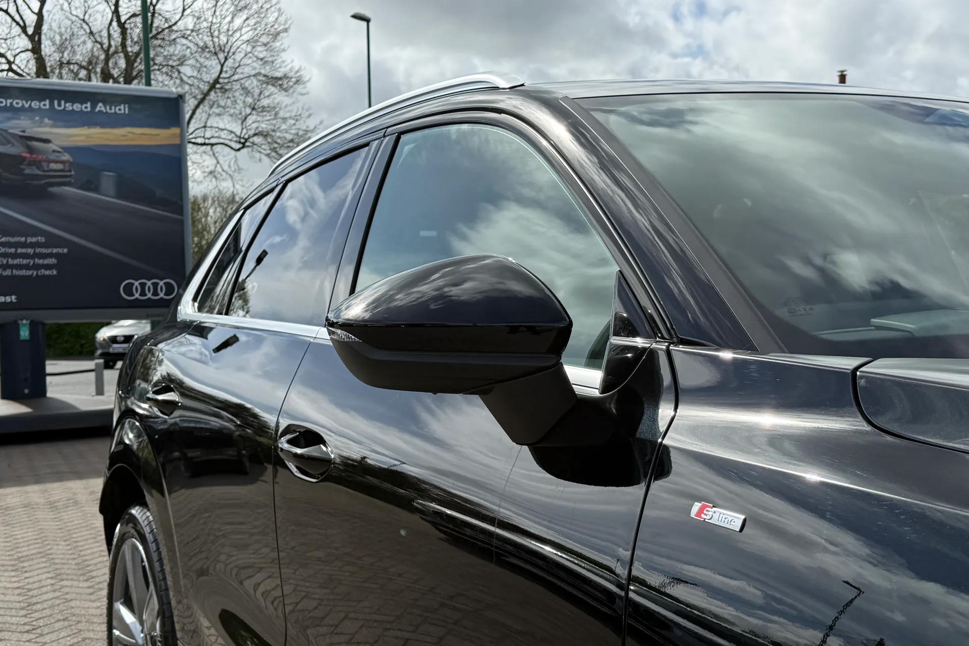 Audi Q3 thumbnail image number 53