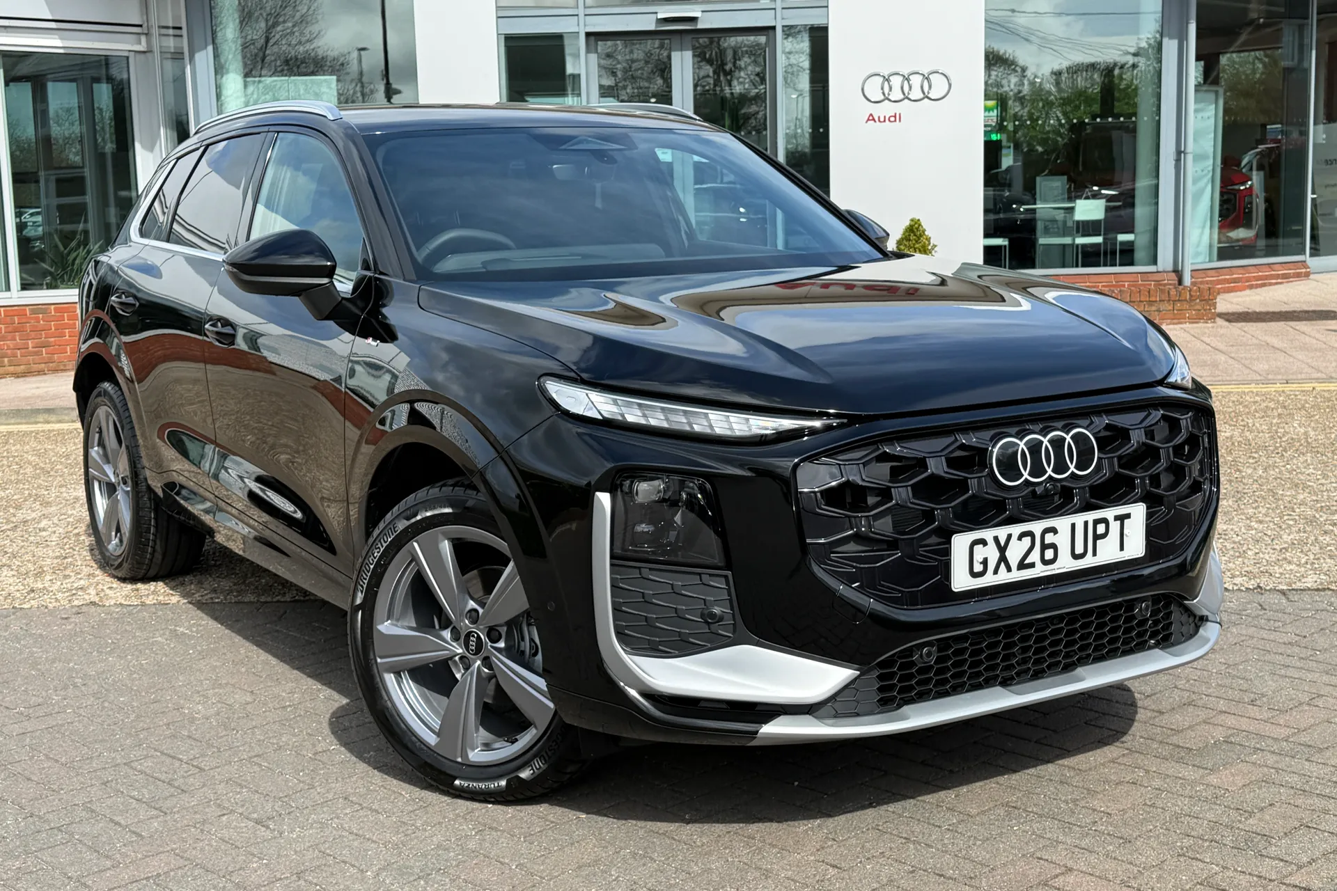 Audi Q3 thumbnail image number 28