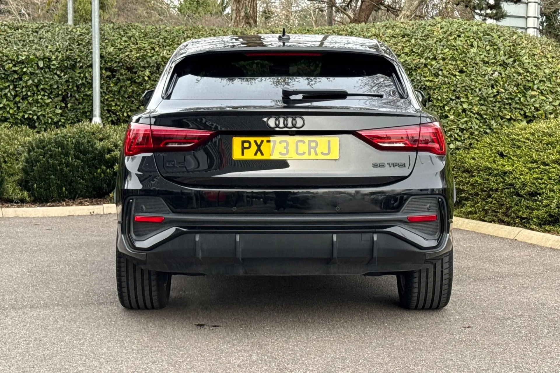 Audi Q3 thumbnail image number 7