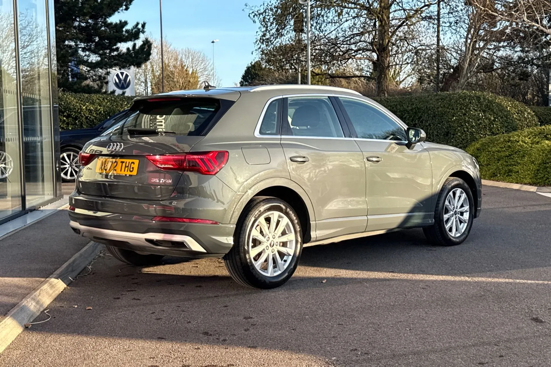 Audi Q3 thumbnail image number 12