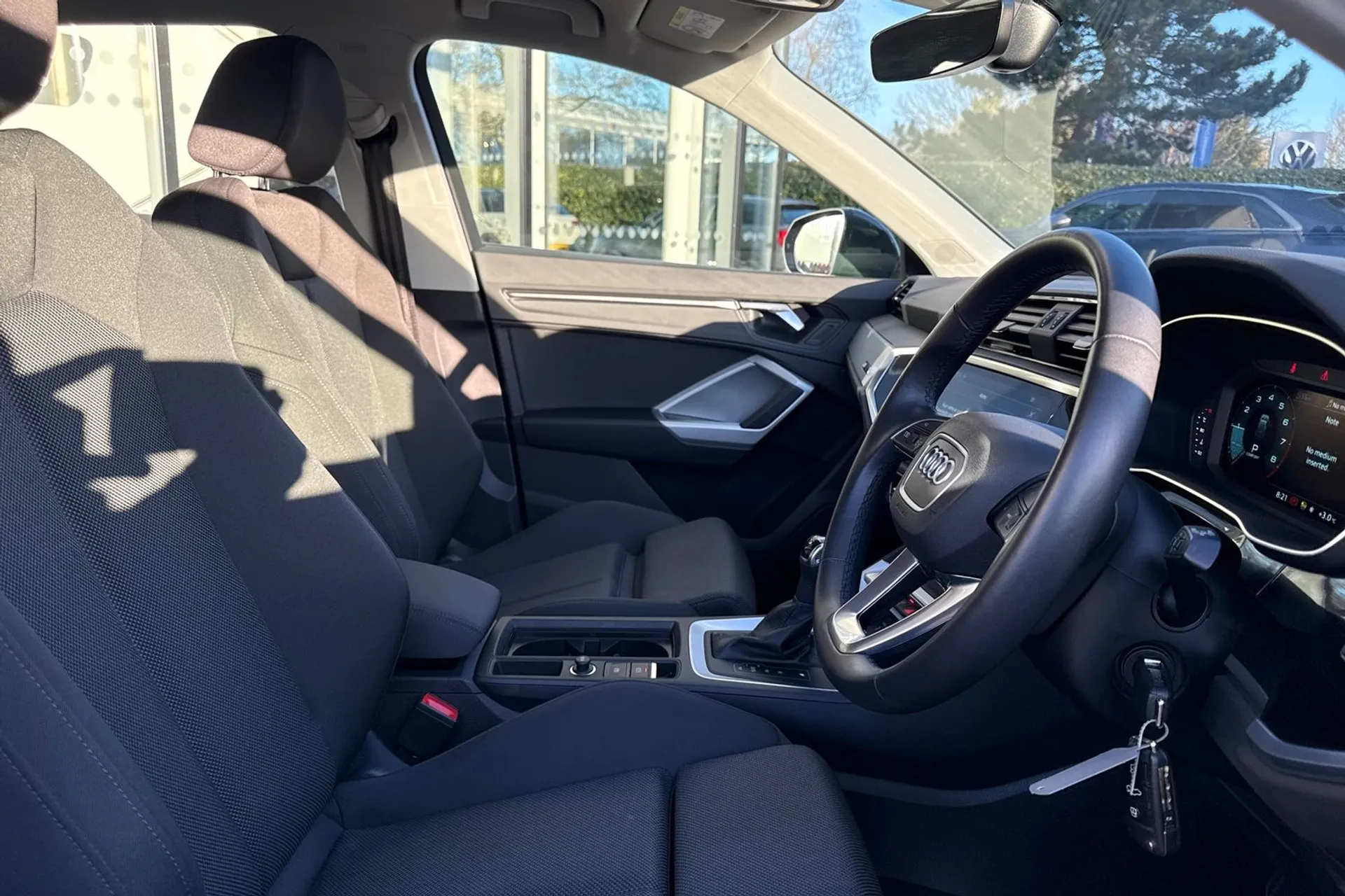 Audi Q3 thumbnail image number 47