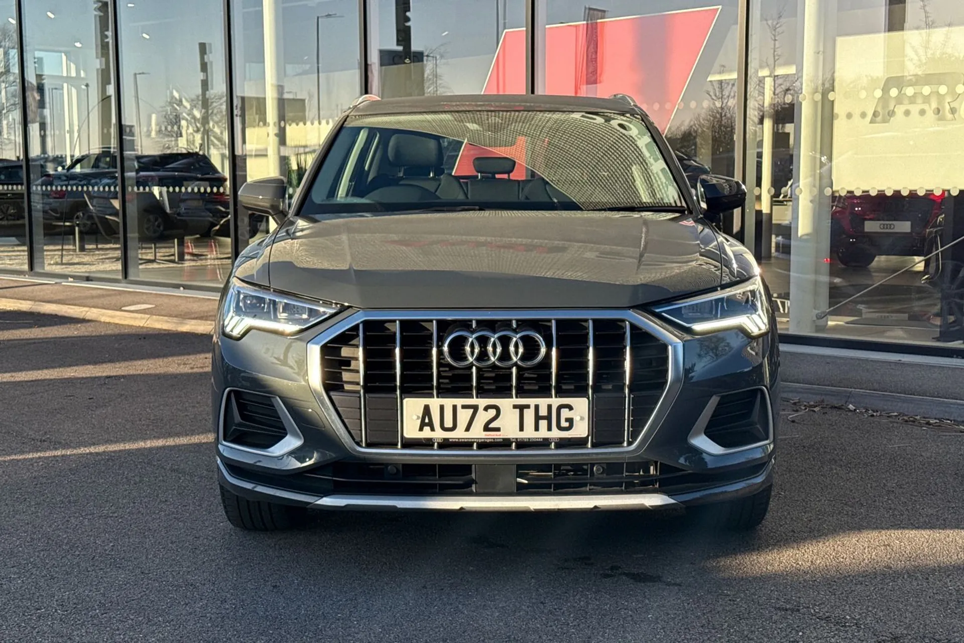 Audi Q3 thumbnail image number 10