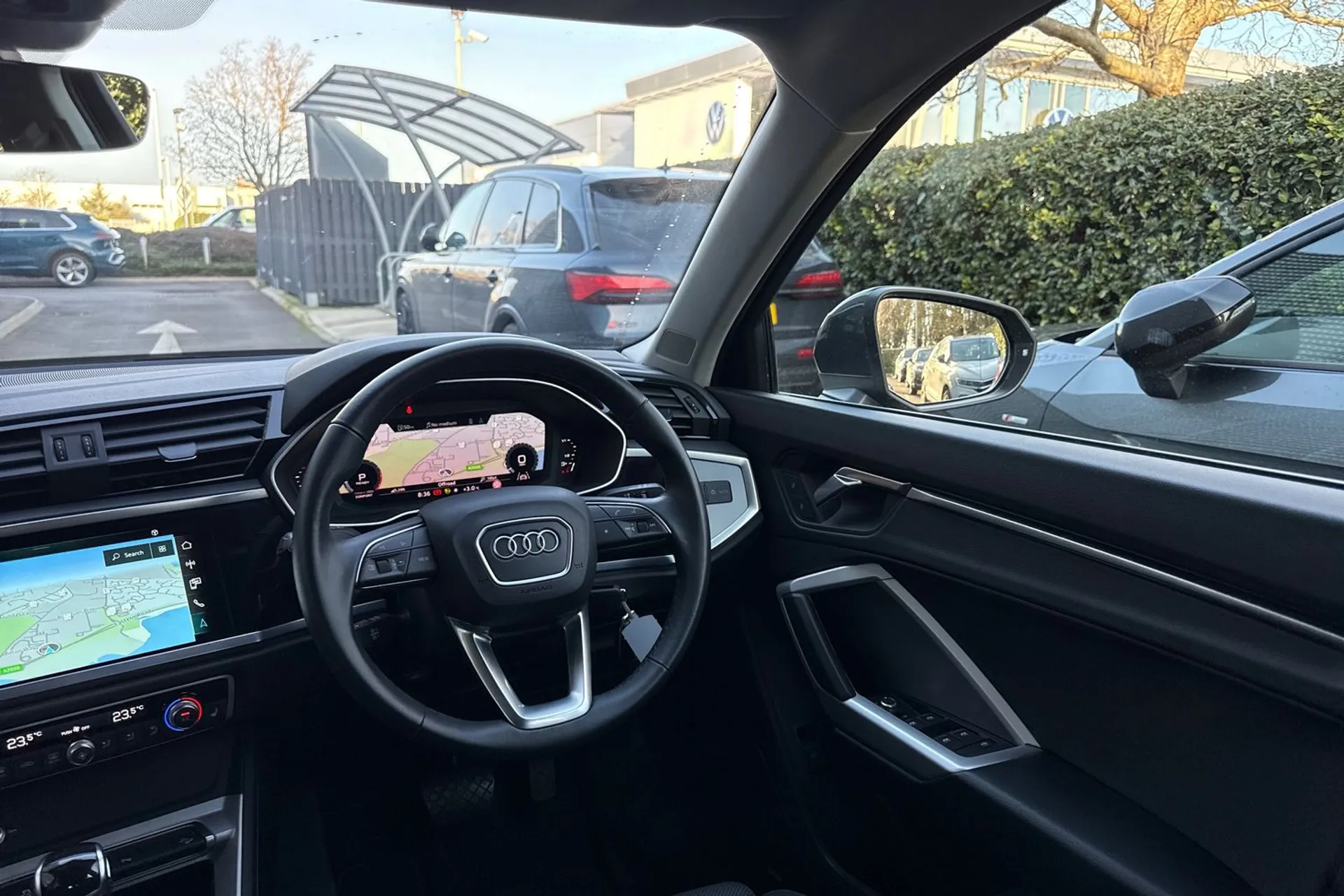 Audi Q3 thumbnail image number 53