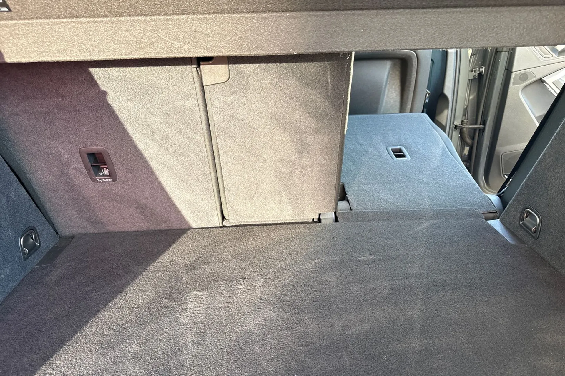 Audi Q3 thumbnail image number 38