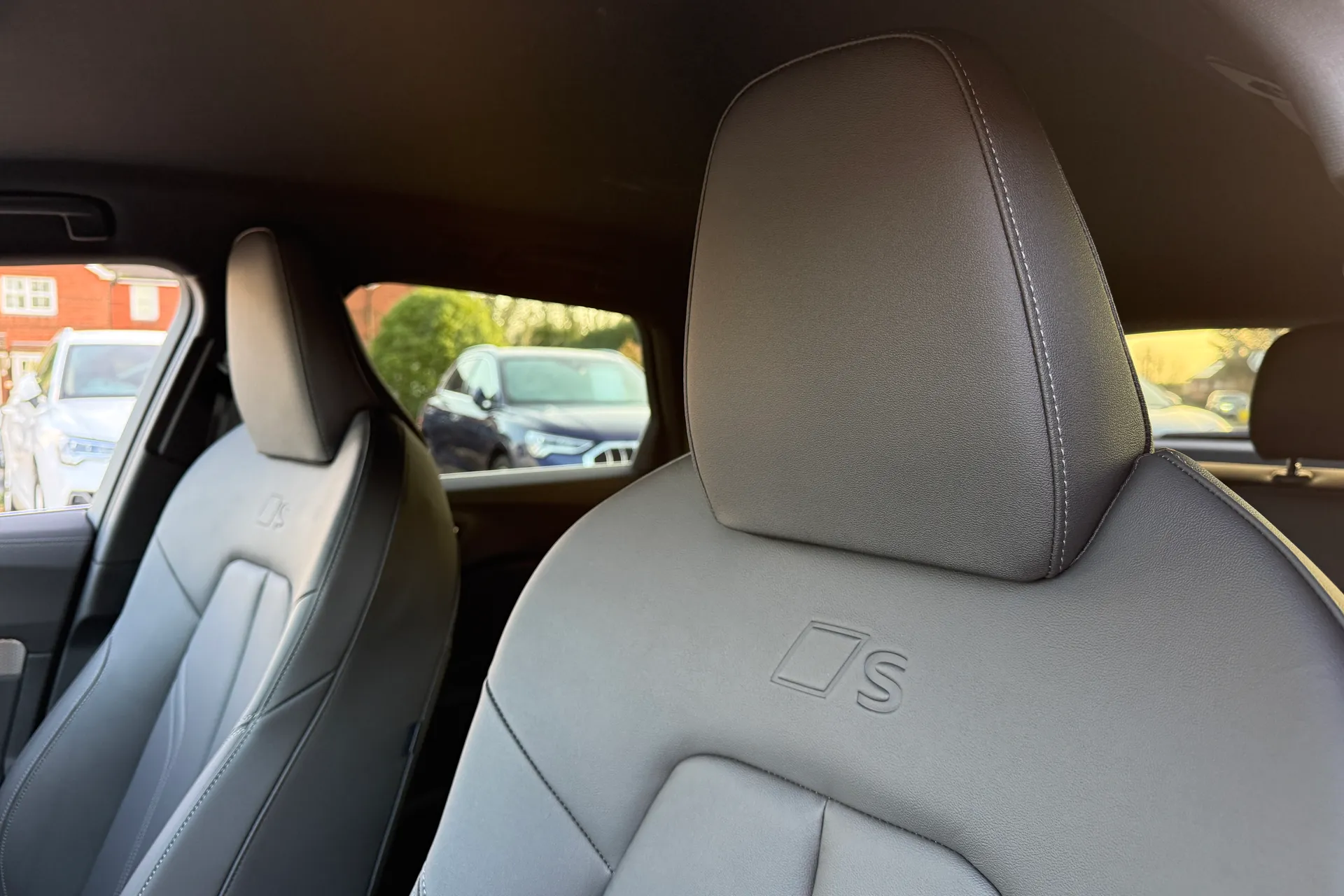 Audi A5 thumbnail image number 31