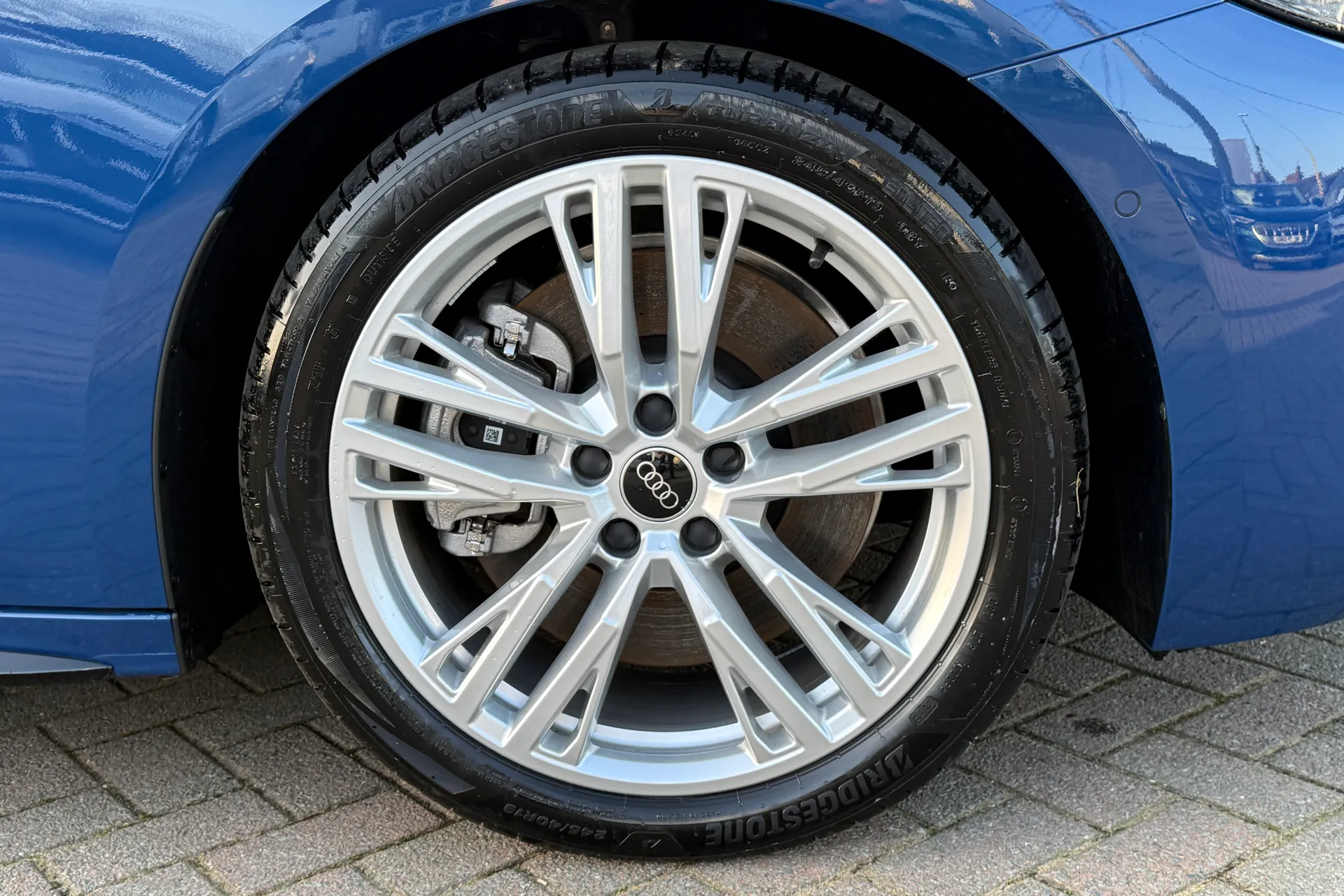 Audi A5 thumbnail image number 51