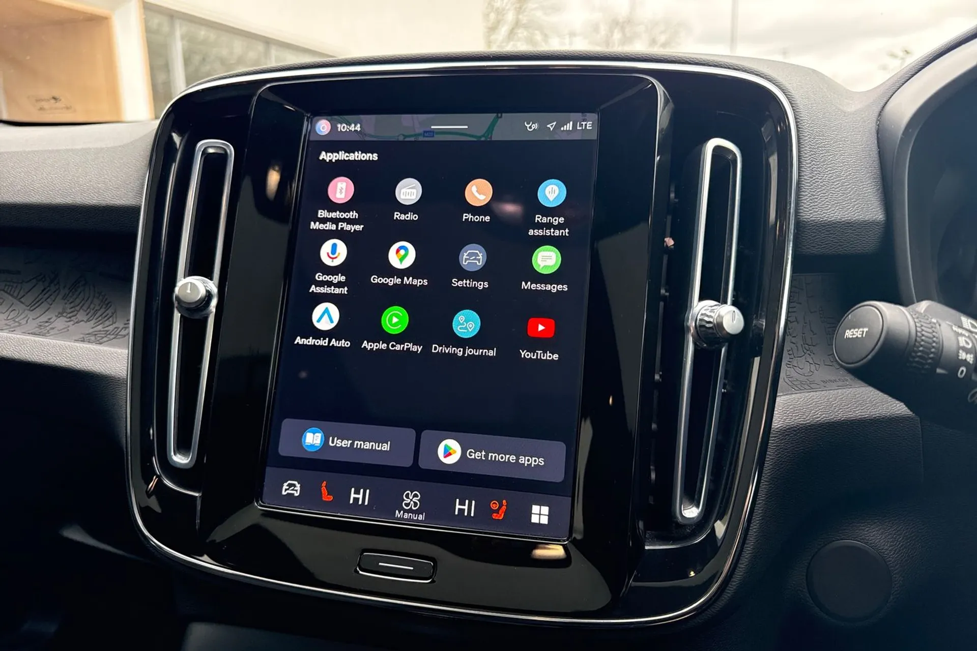 Volvo C40 thumbnail image number 39