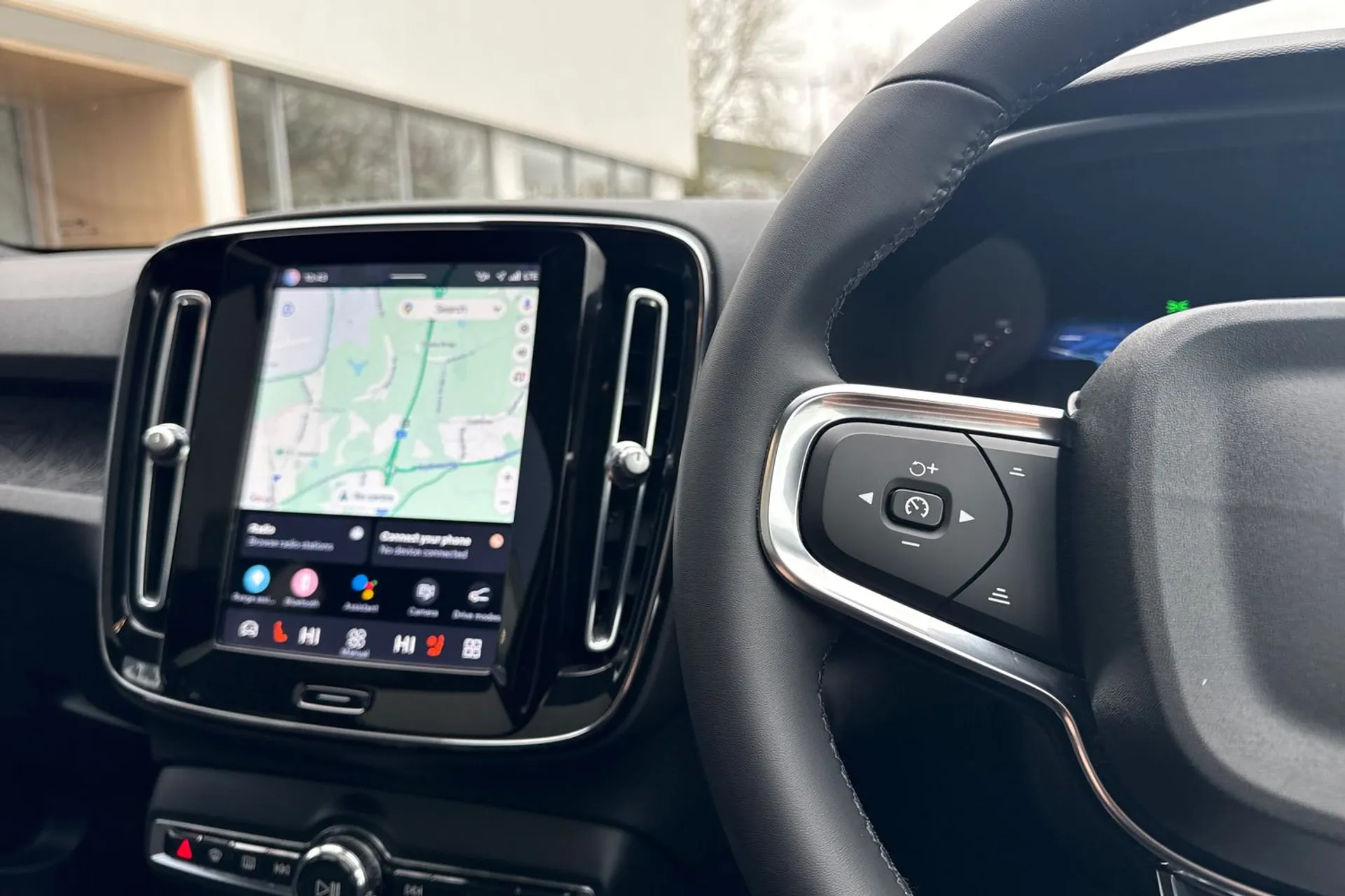 Volvo C40 thumbnail image number 36