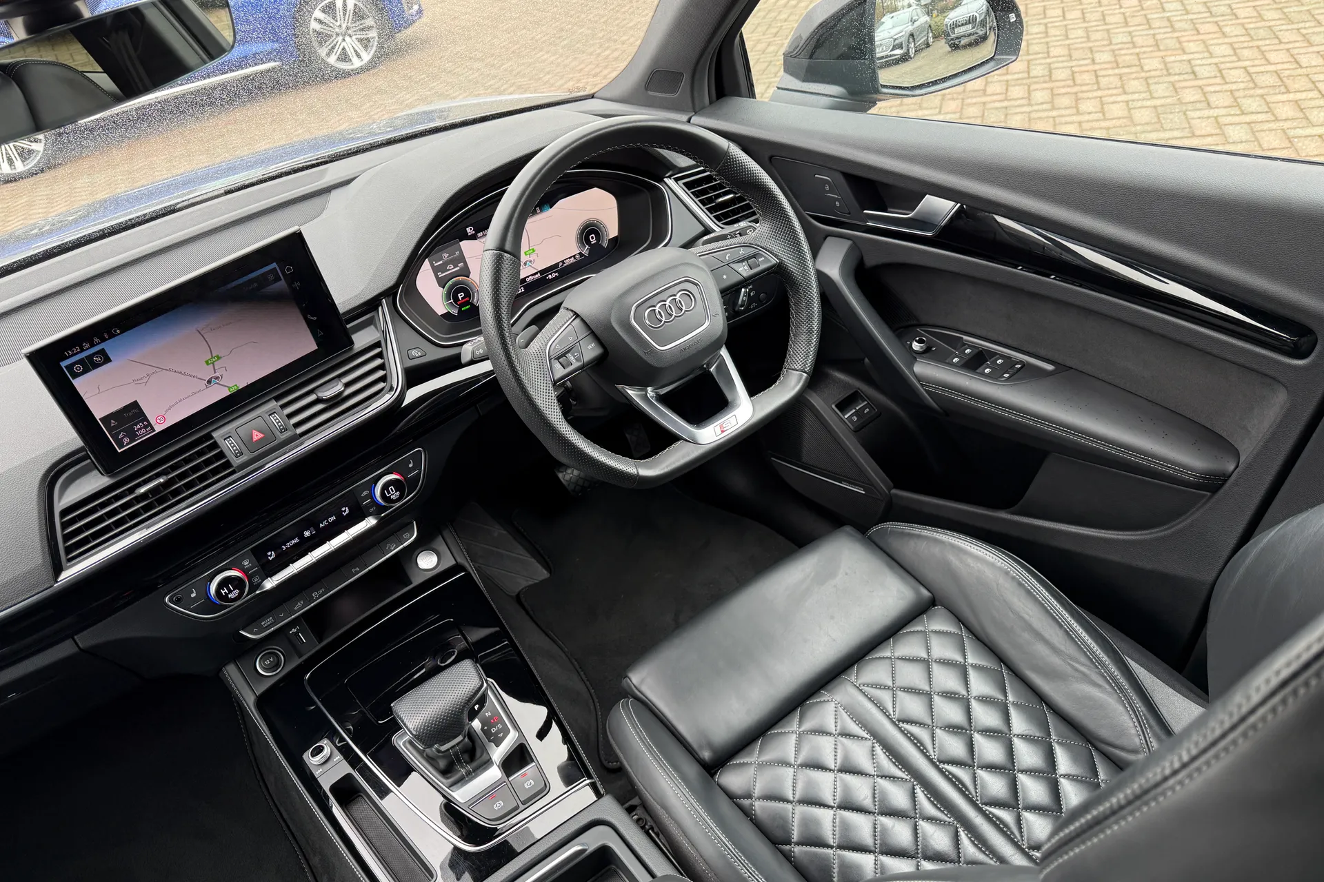 Audi Q5 thumbnail image number 42