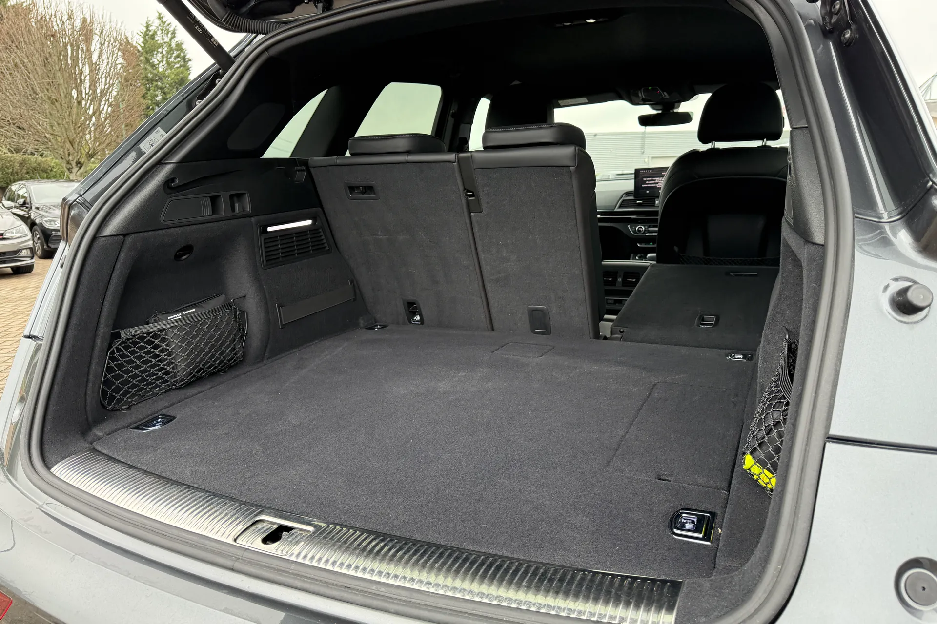 Audi Q5 thumbnail image number 36