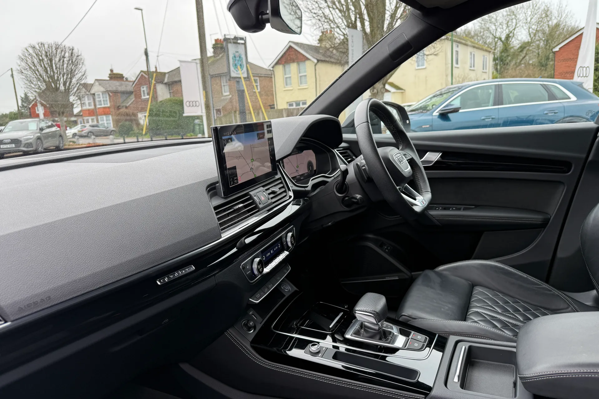 Audi Q5 thumbnail image number 28