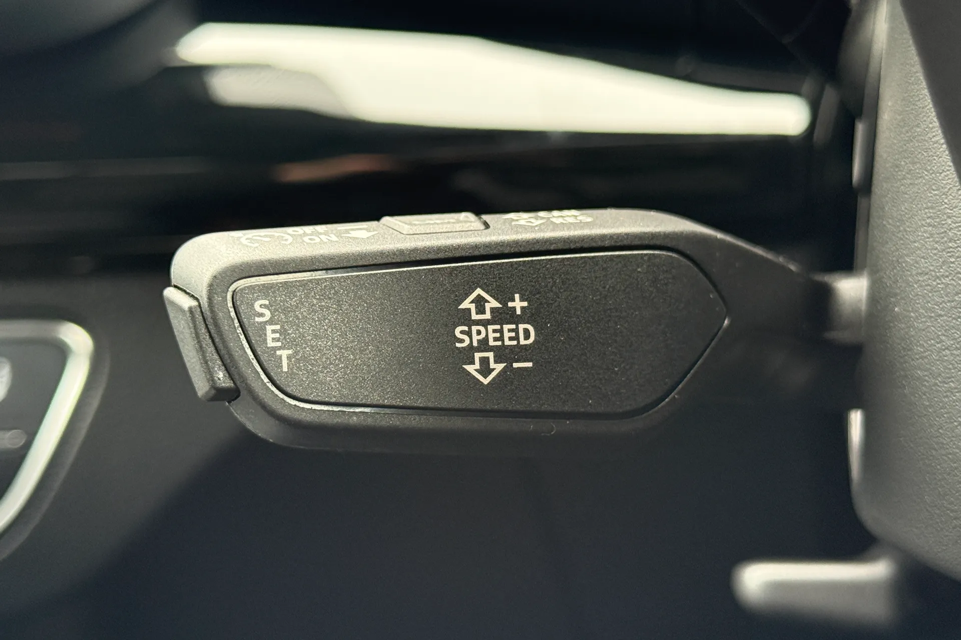 Audi Q5 thumbnail image number 17