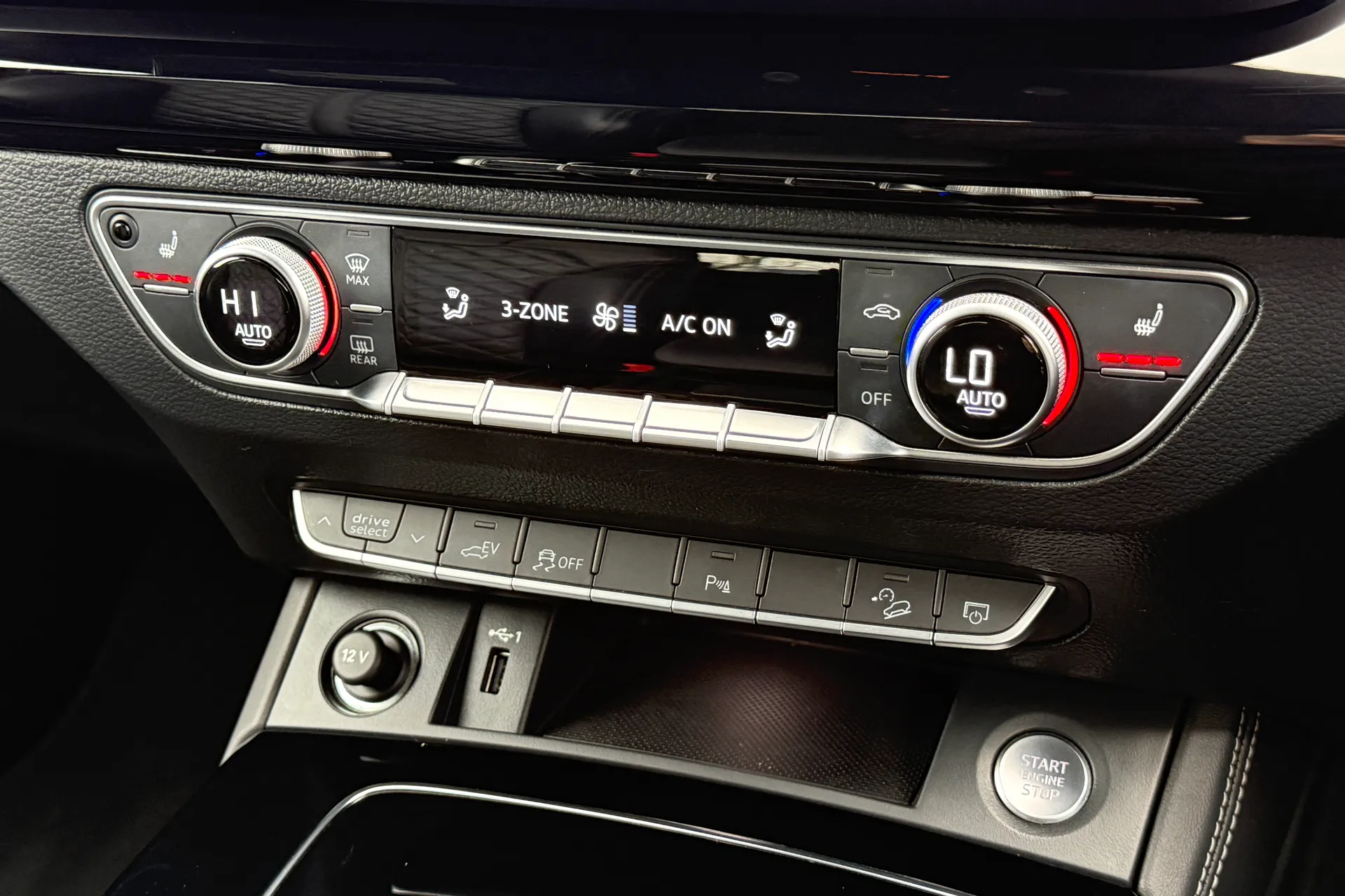 Audi Q5 thumbnail image number 15