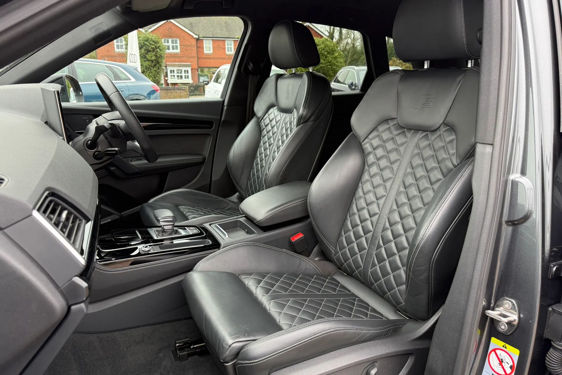 Audi Q5 thumbnail image number 29