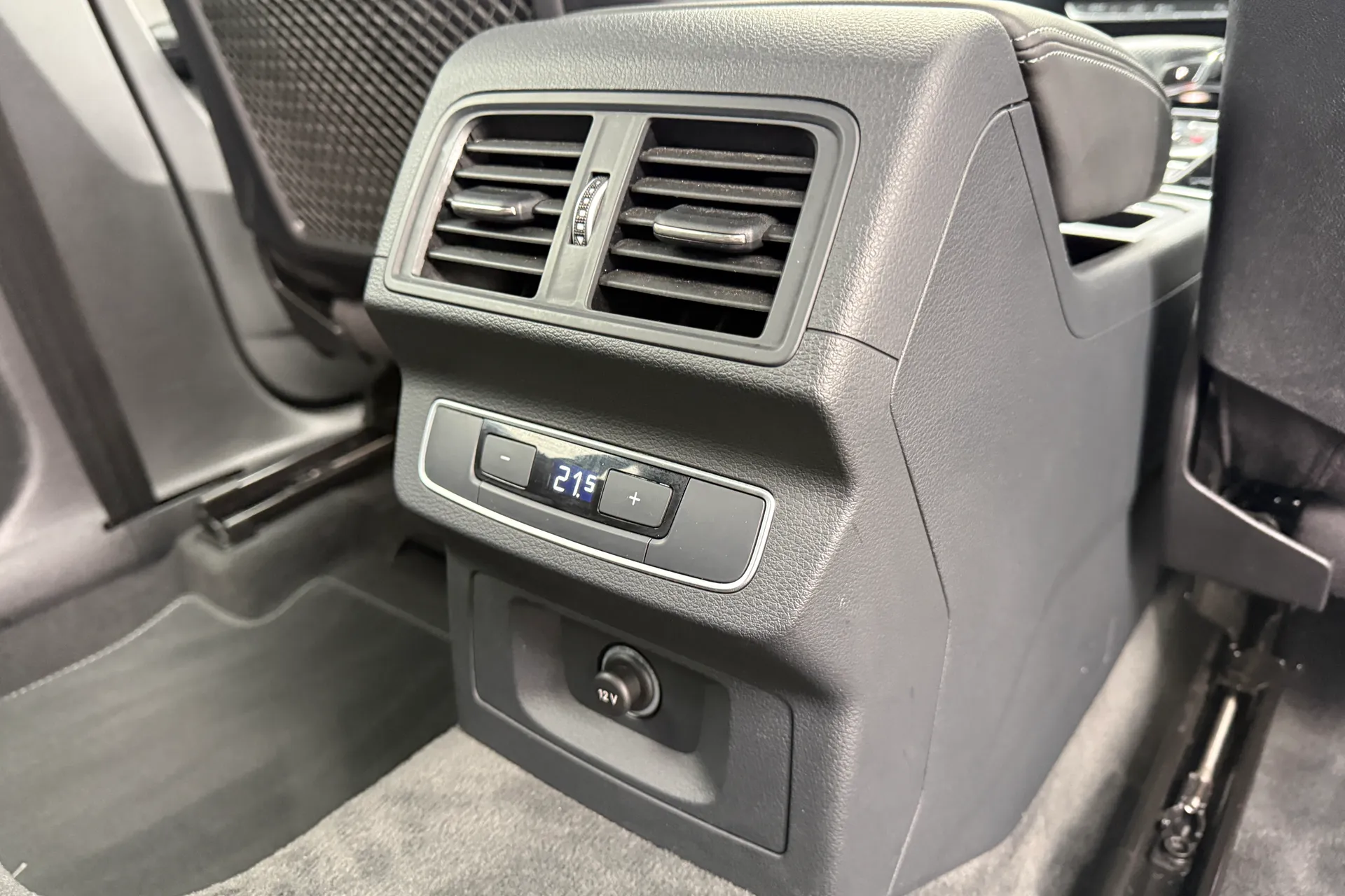 Audi Q5 thumbnail image number 49