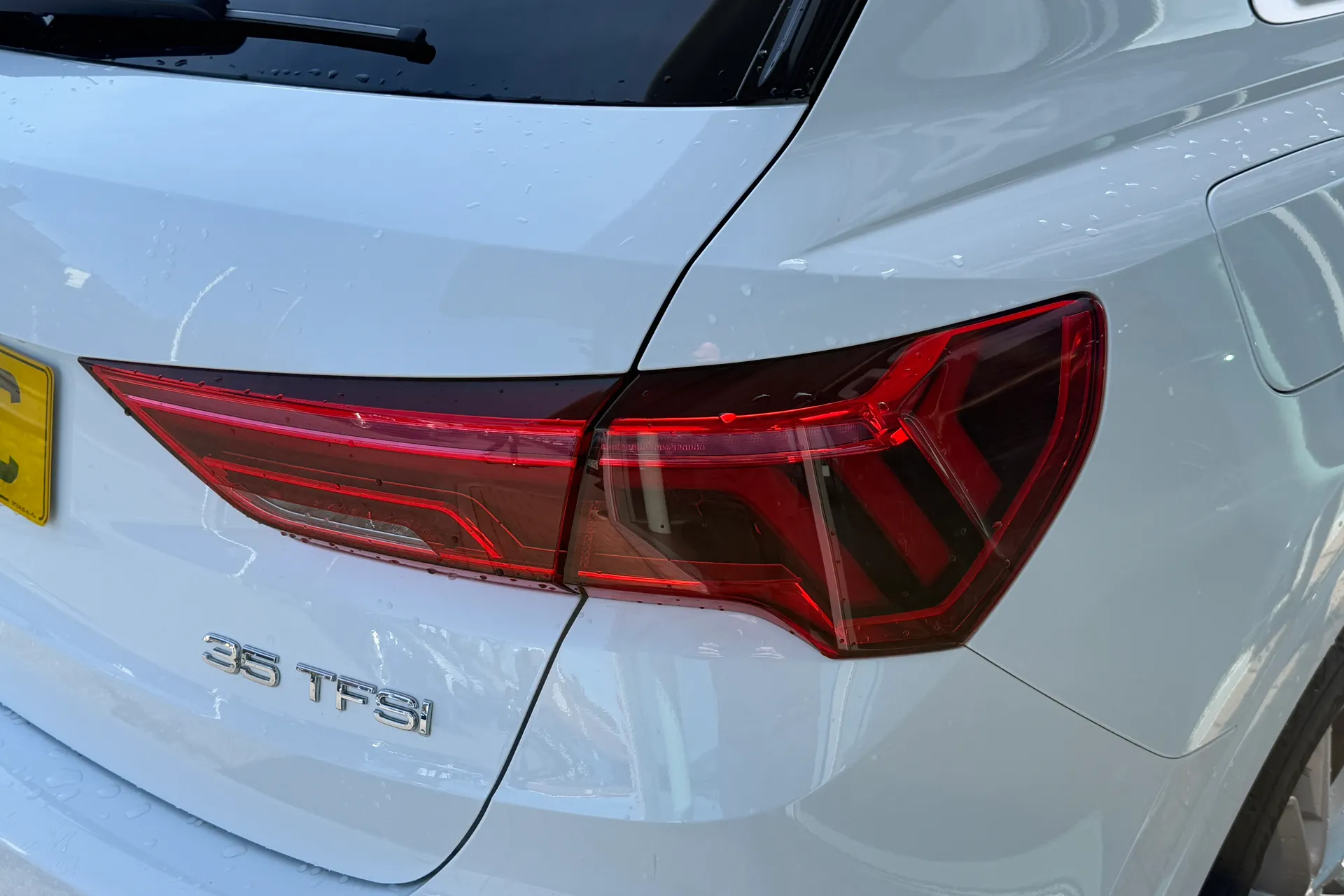 Audi Q3 thumbnail image number 42