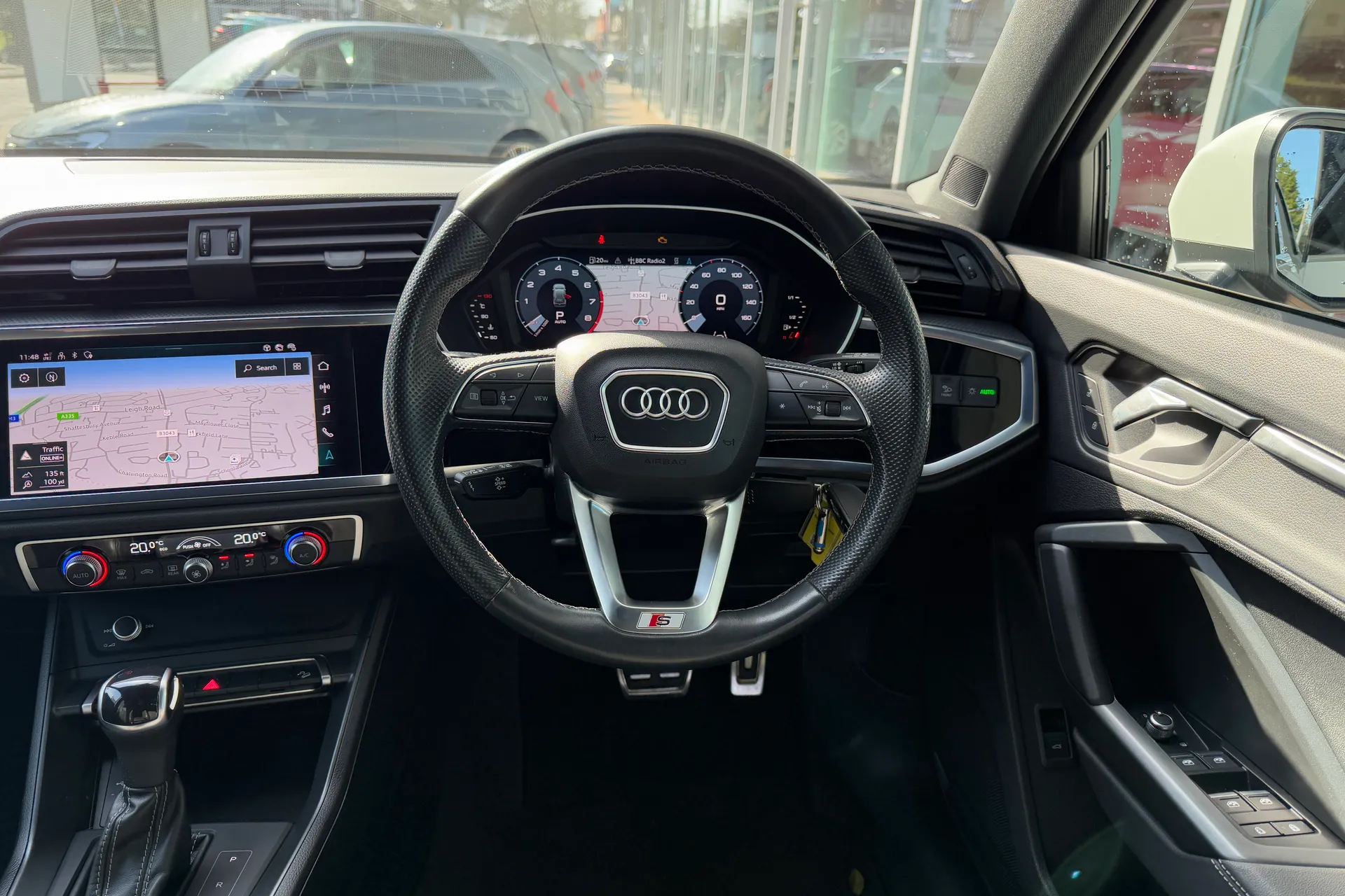 Audi Q3 thumbnail image number 39