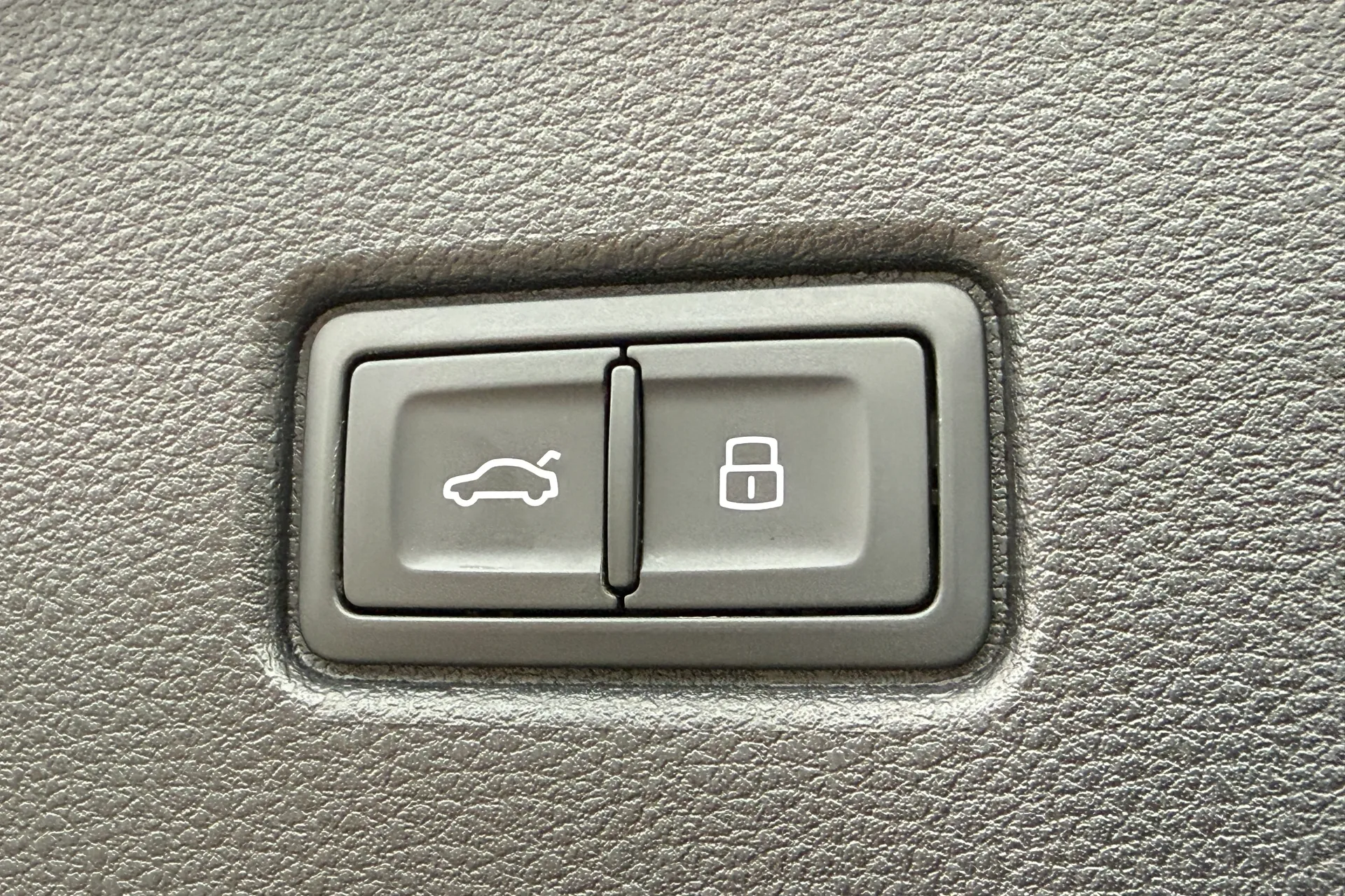 Audi Q5 thumbnail image number 38