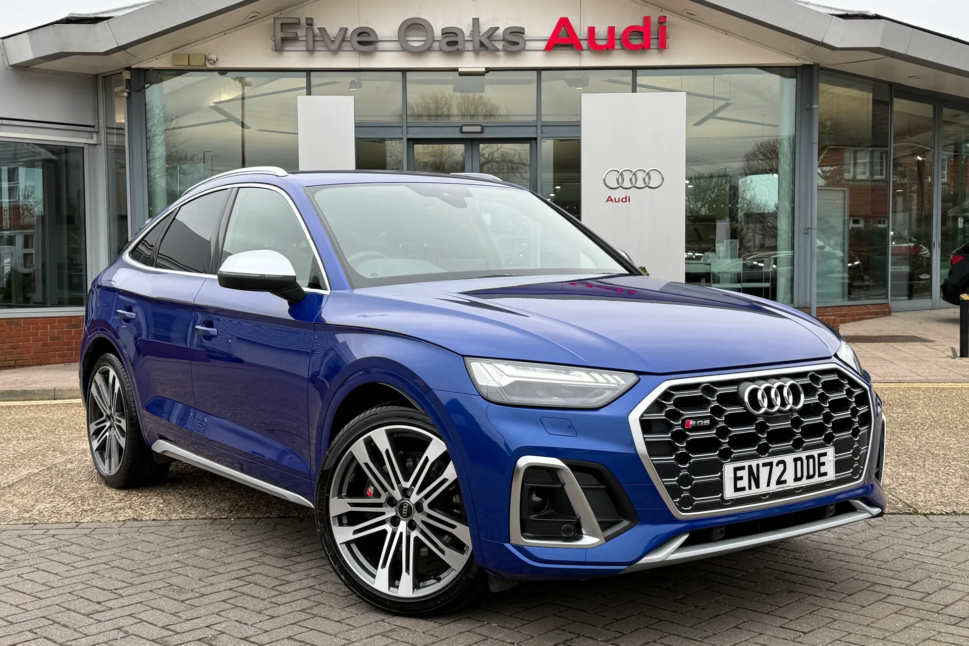 Audi Q5 focused image