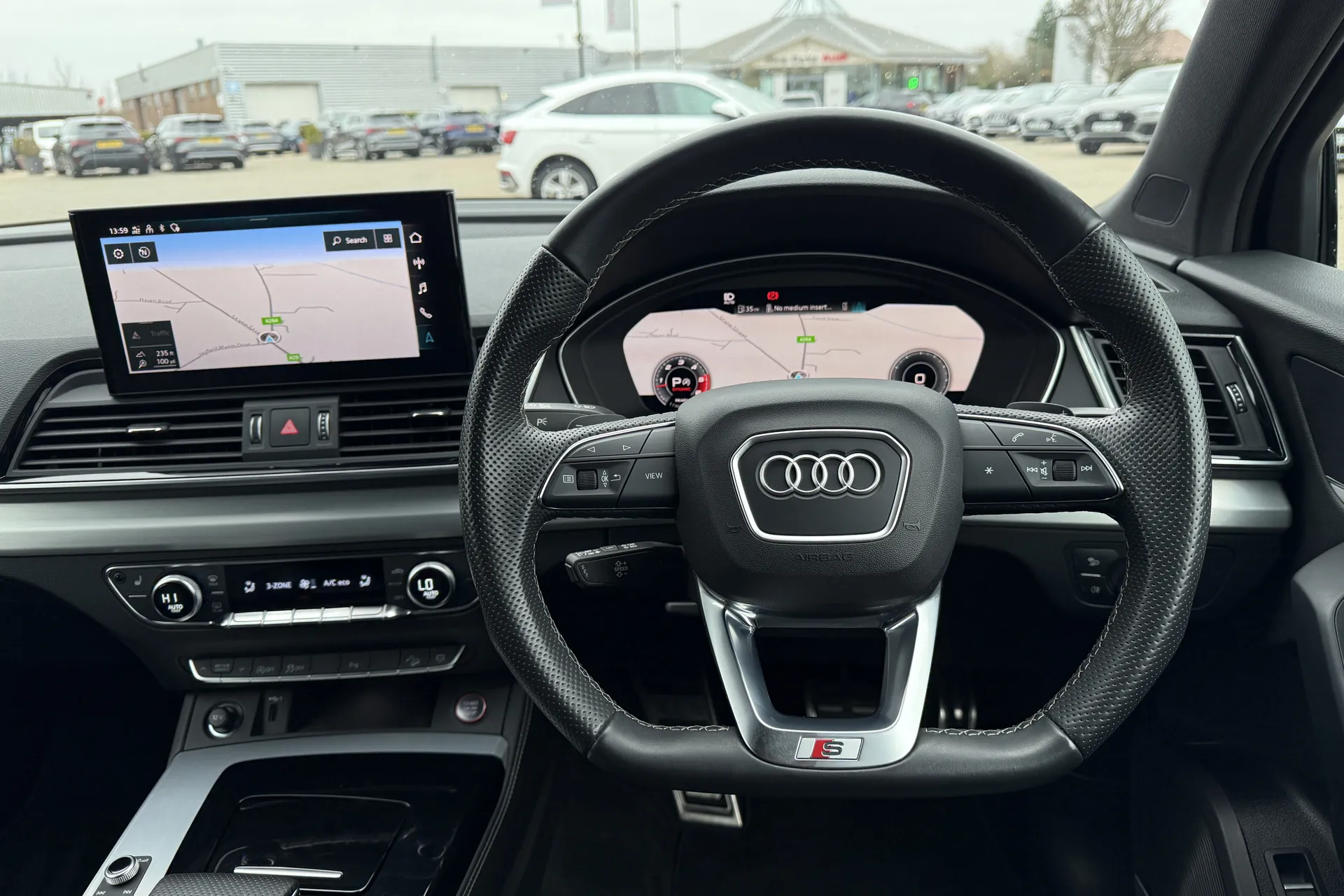 Audi Q5 thumbnail image number 6