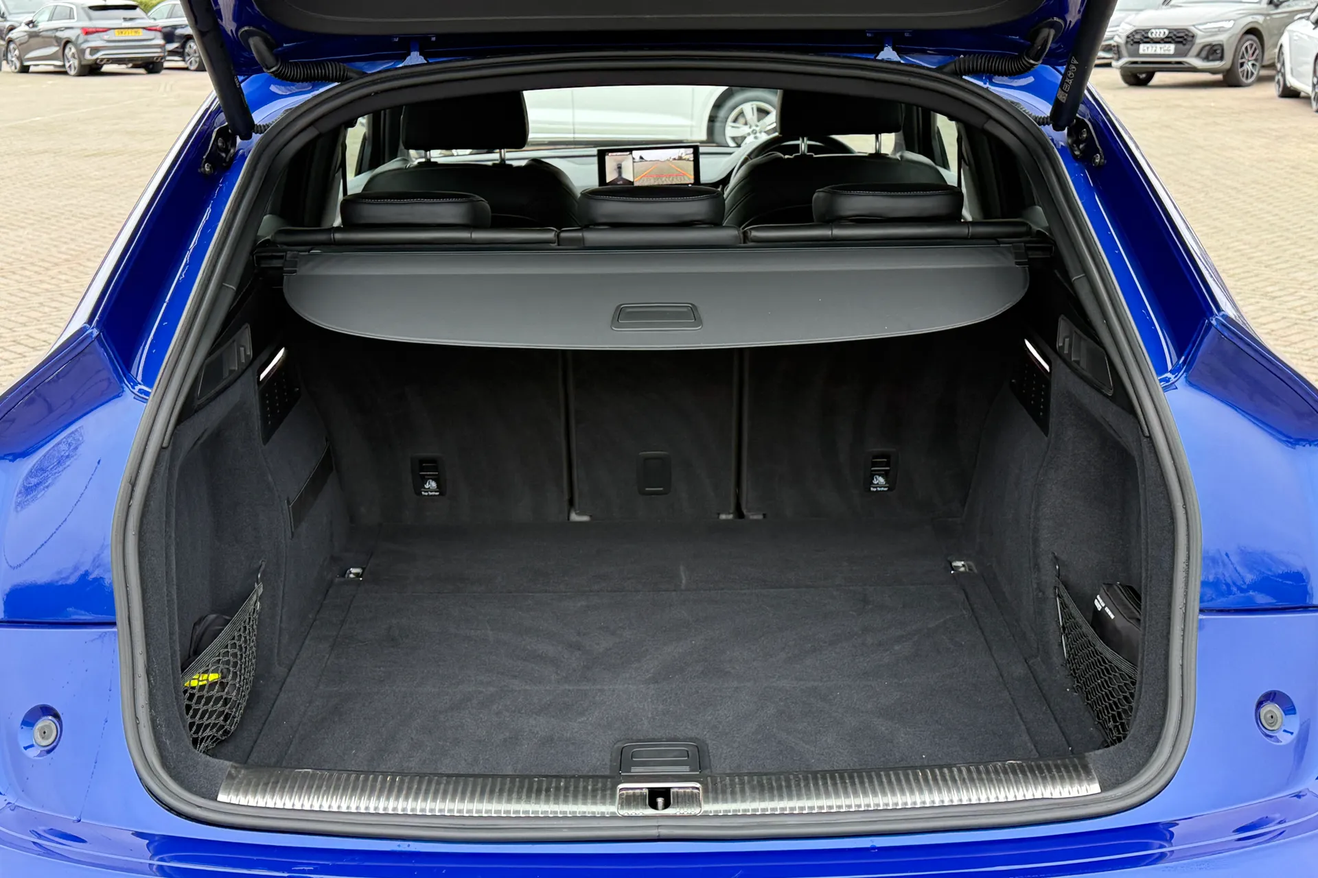 Audi Q5 thumbnail image number 36