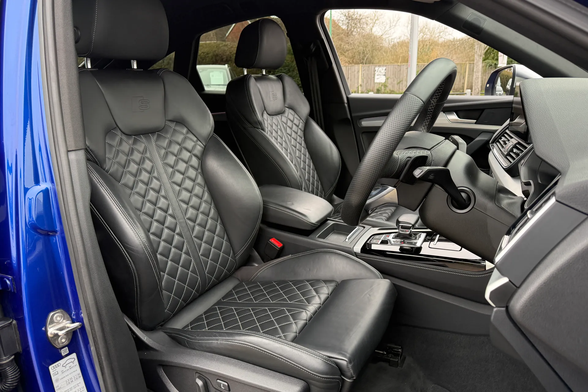 Audi Q5 thumbnail image number 28