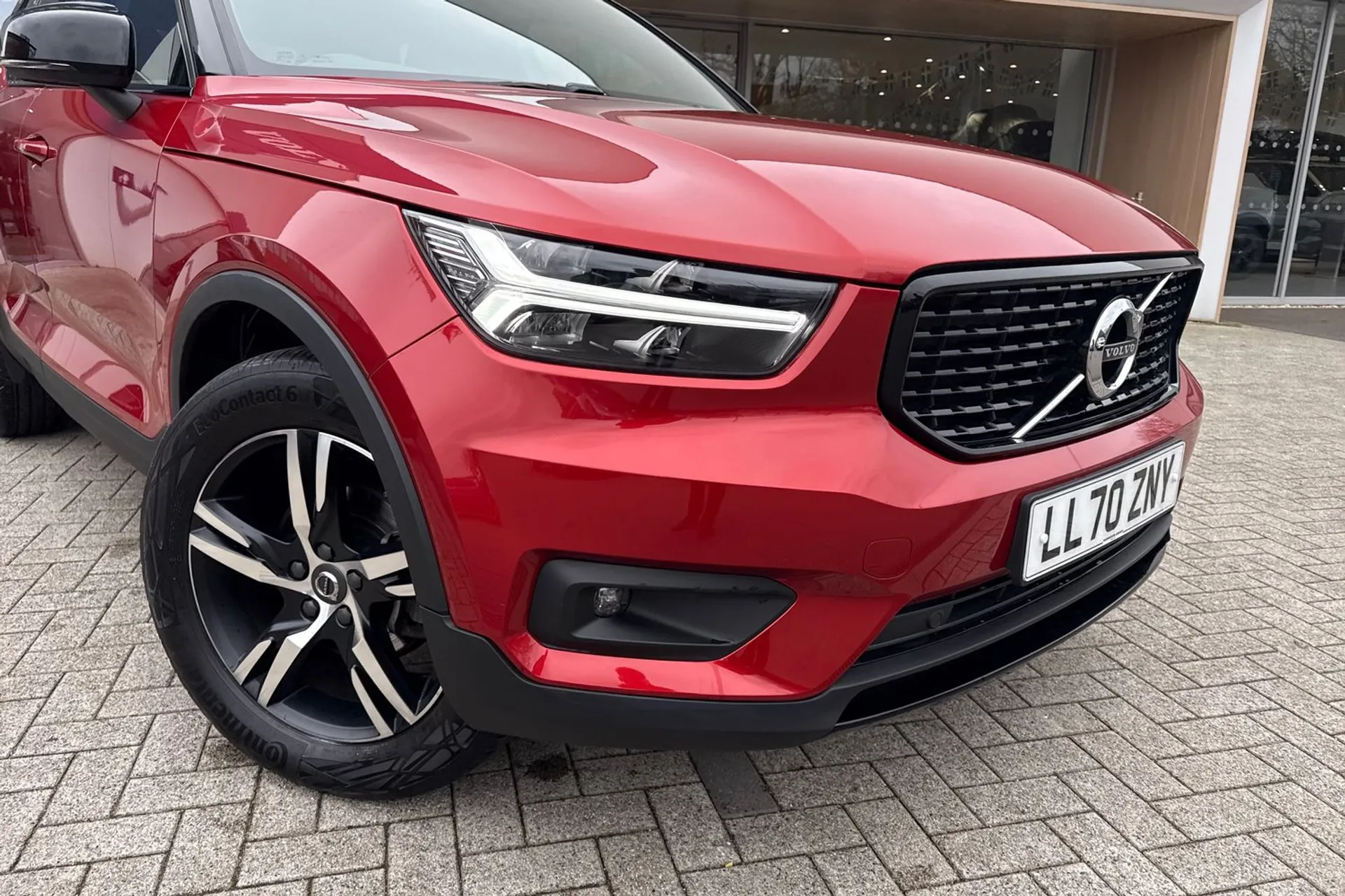 Volvo XC40 thumbnail image number 7