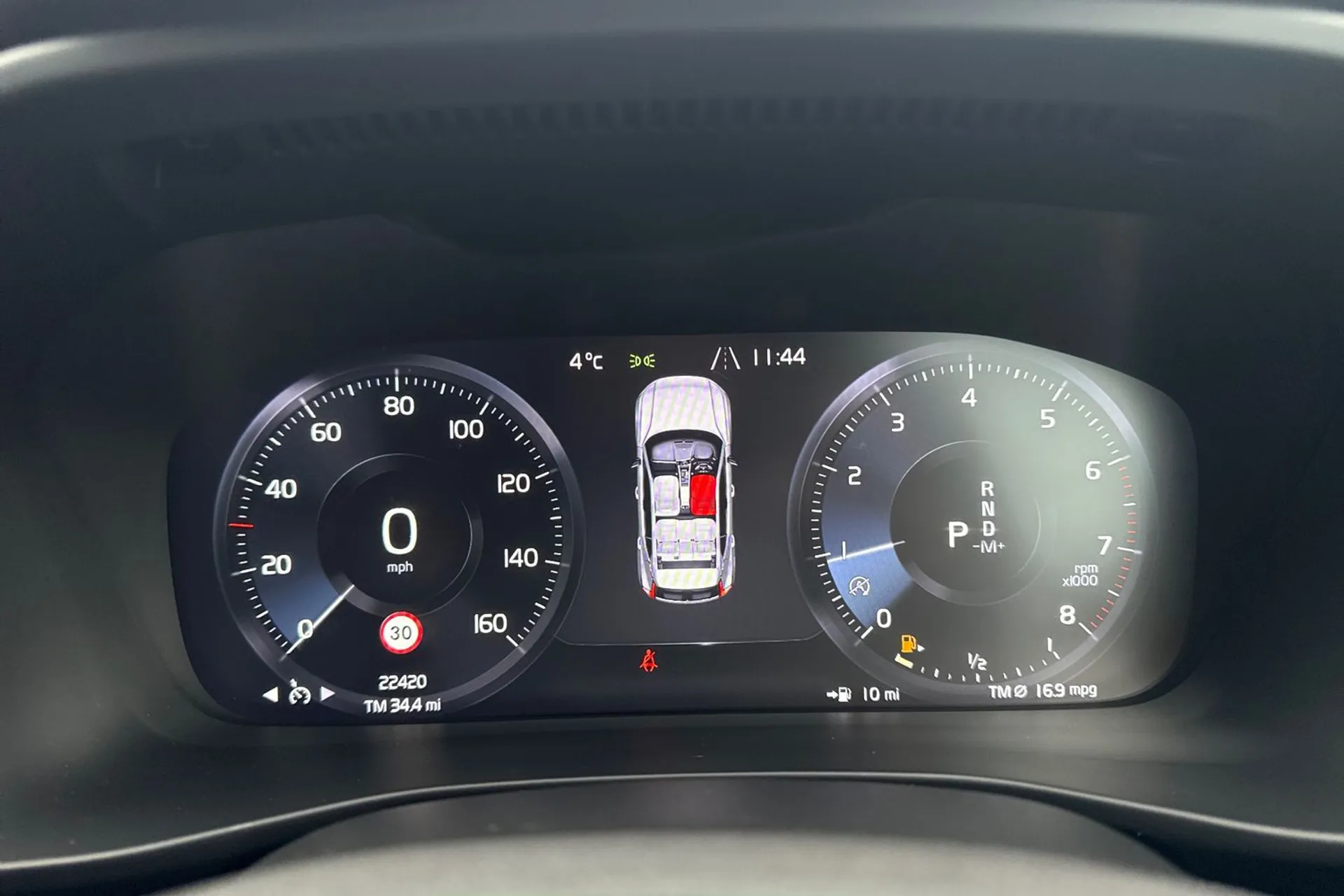 Volvo XC40 thumbnail image number 43