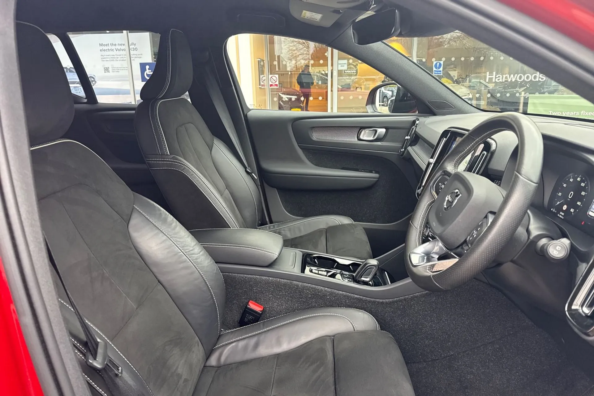 Volvo XC40 thumbnail image number 26