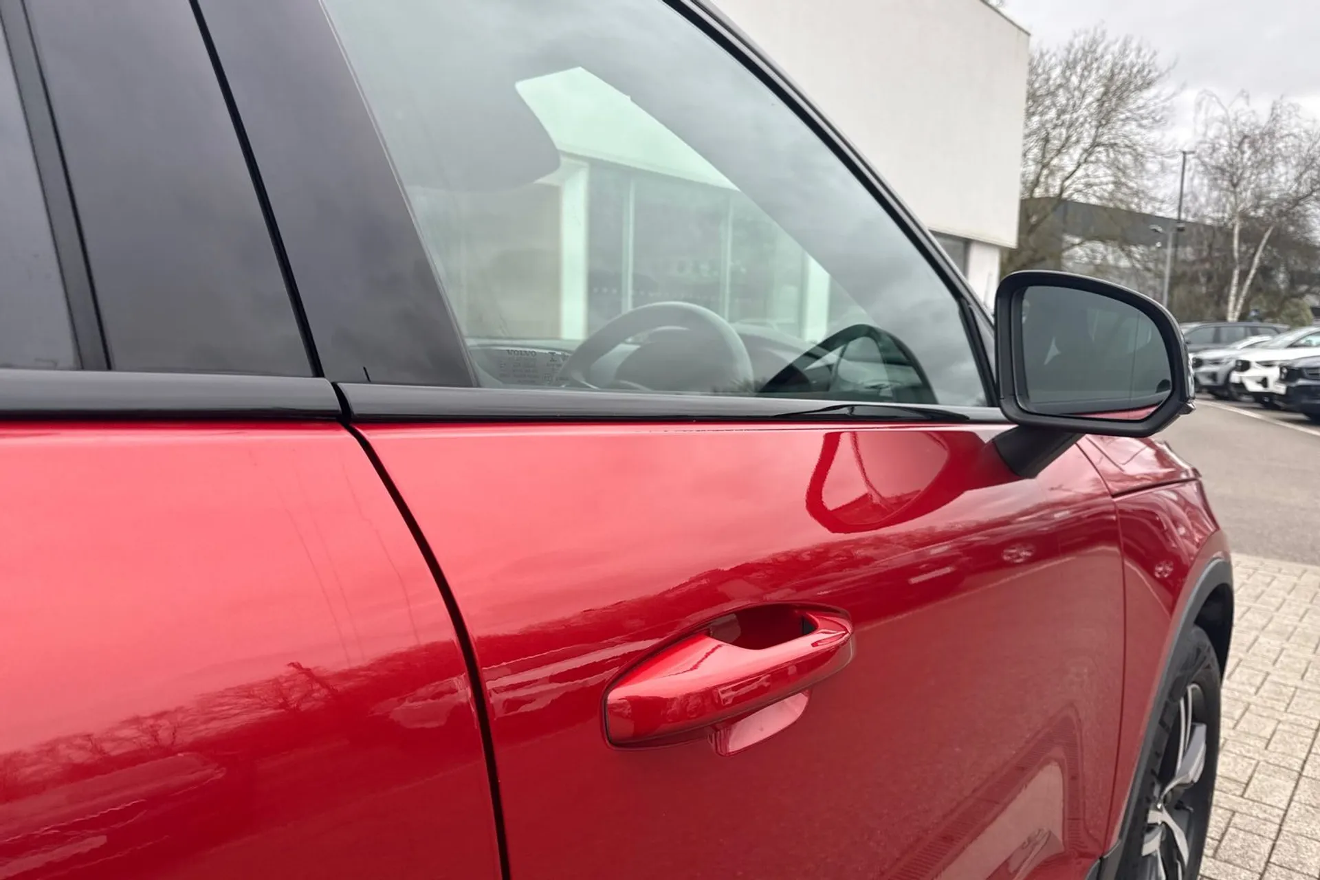 Volvo XC40 thumbnail image number 17