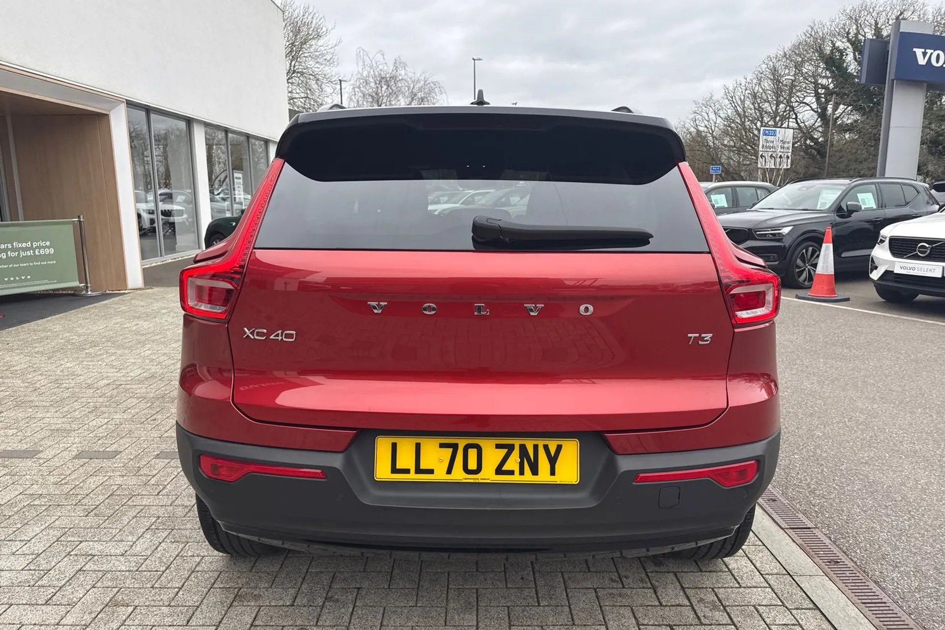 Volvo XC40 thumbnail image number 9