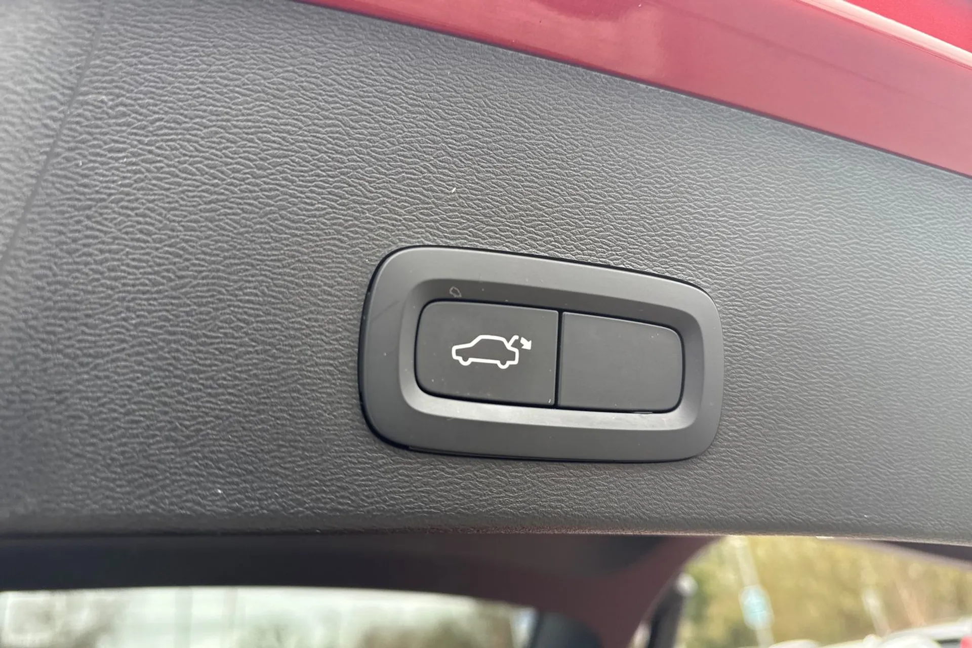 Volvo XC40 thumbnail image number 21