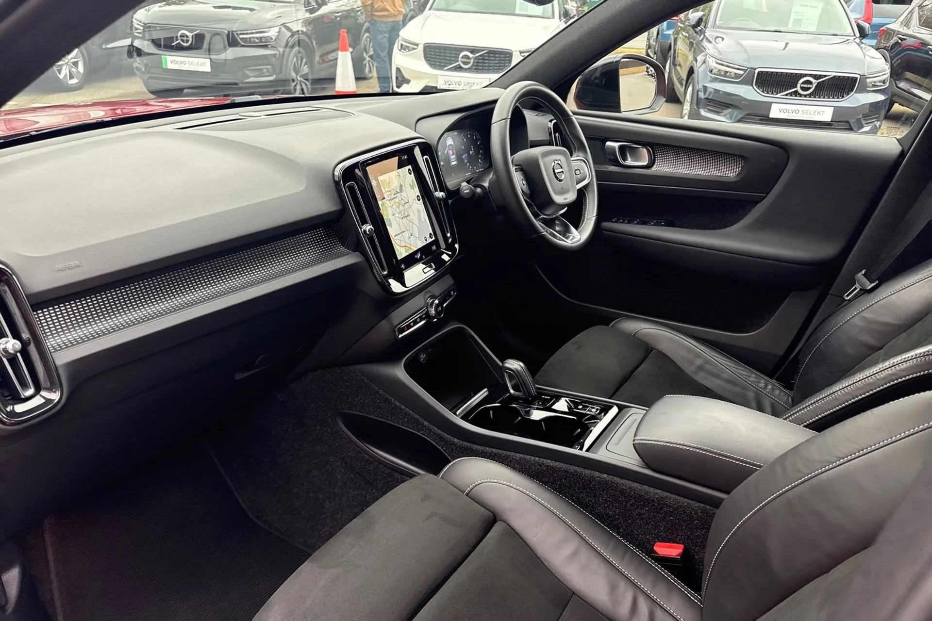 Volvo XC40 thumbnail image number 27