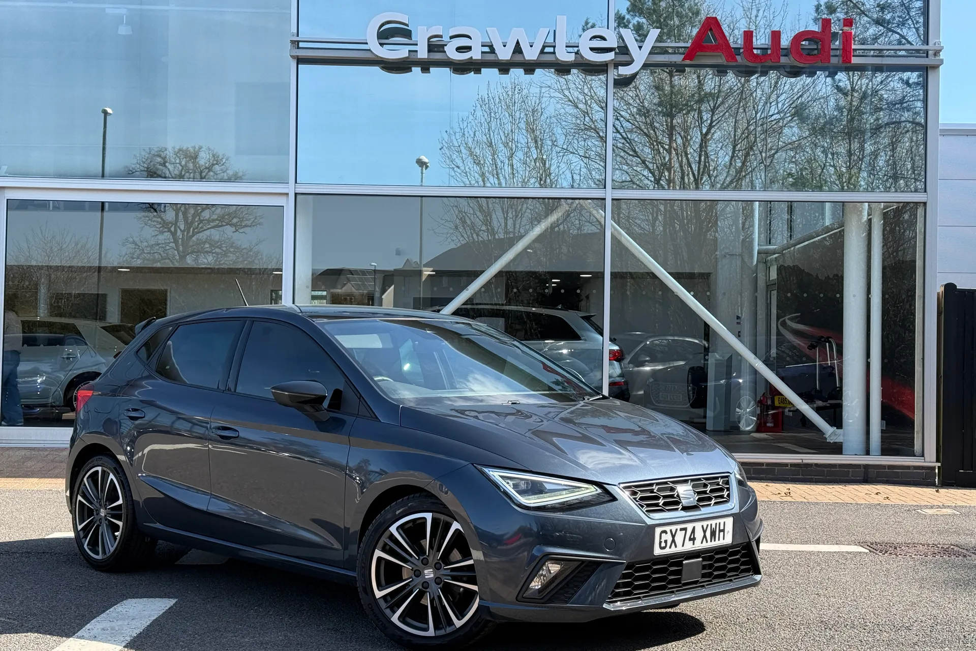 SEAT IBIZA focused image