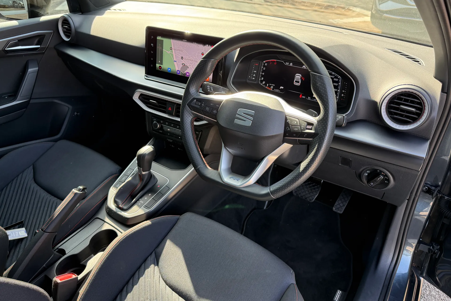 SEAT IBIZA thumbnail image number 22
