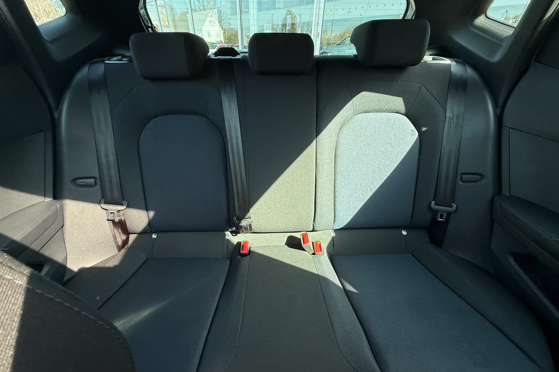 SEAT IBIZA thumbnail image number 21