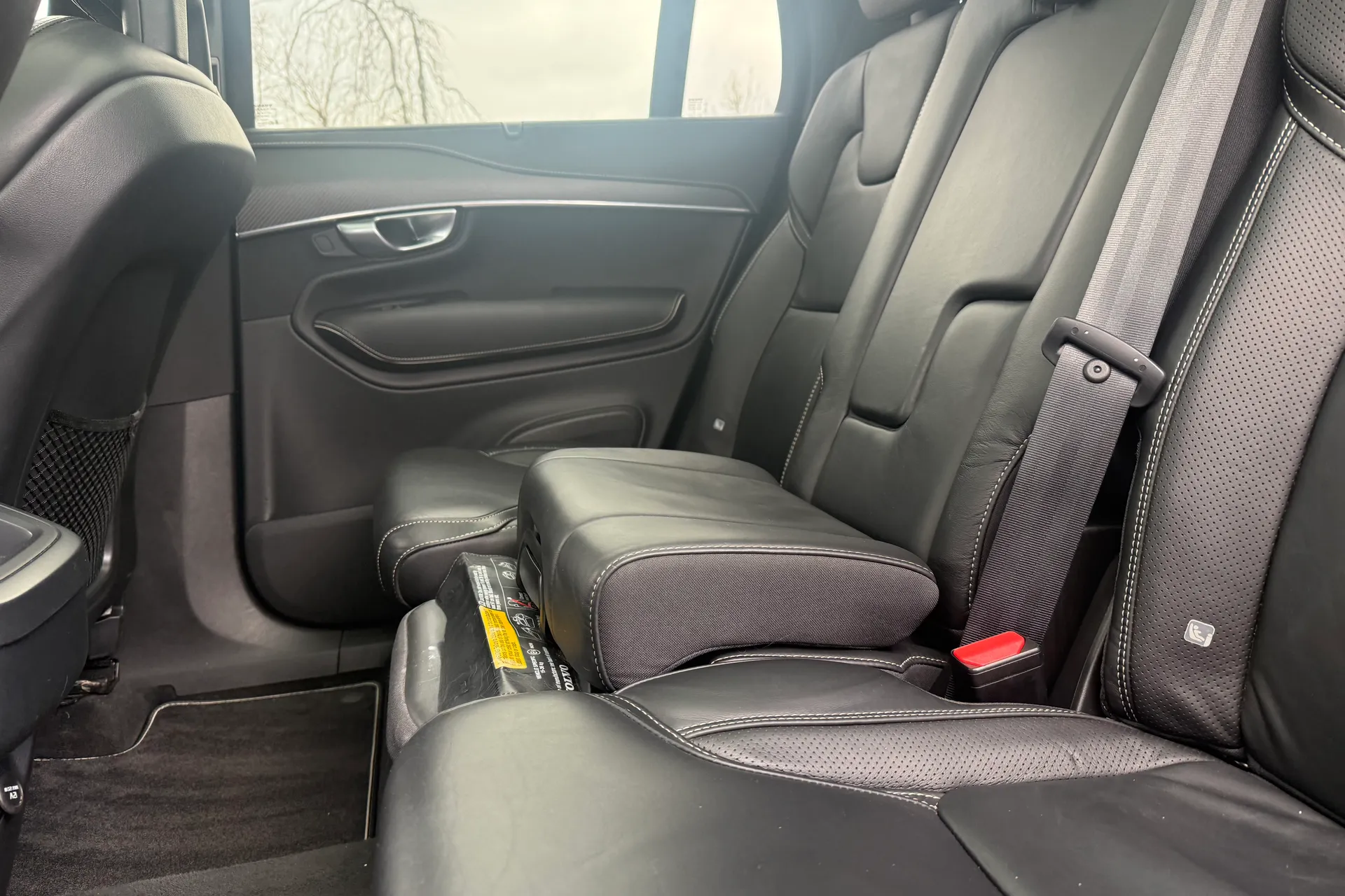 Volvo XC90 thumbnail image number 26