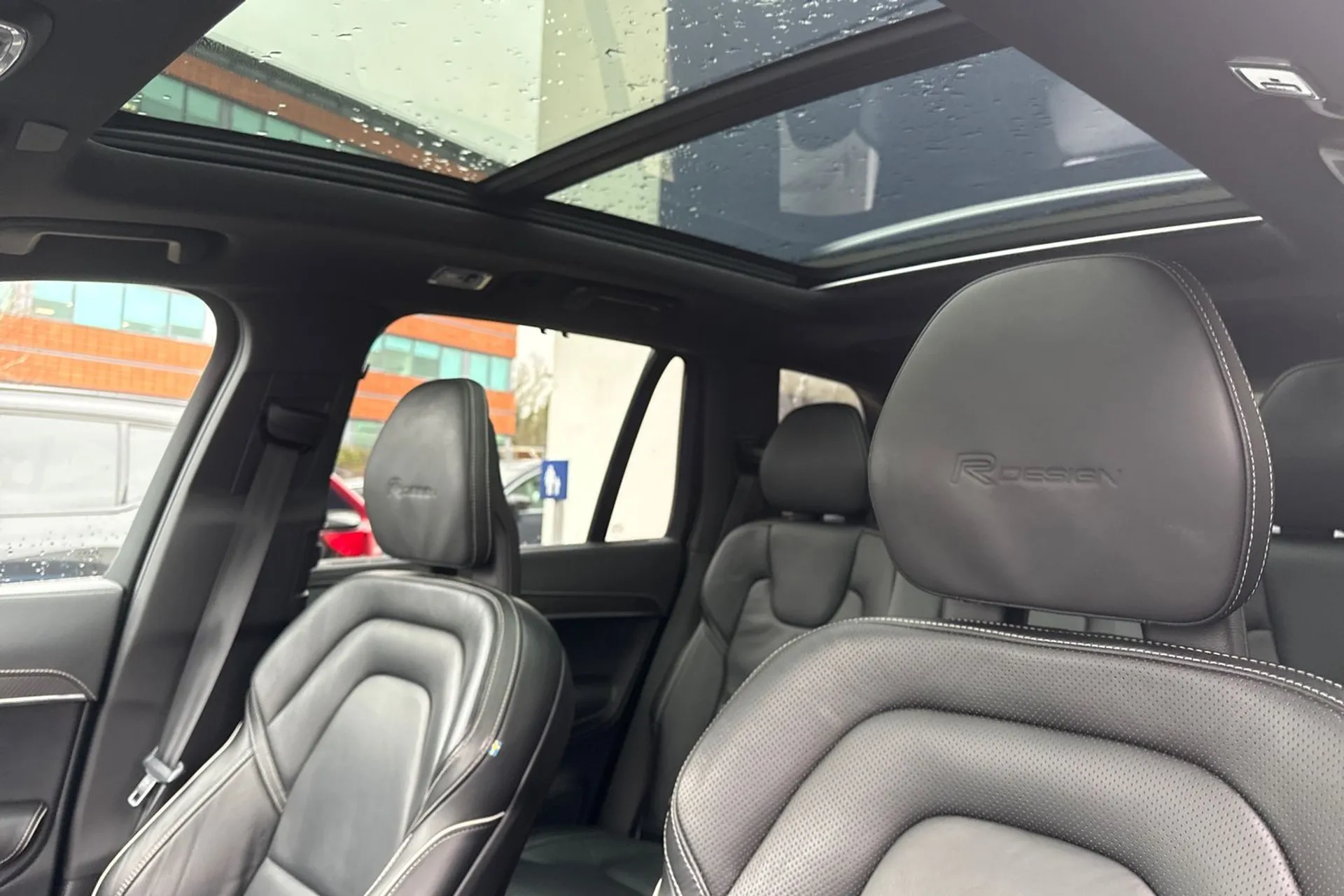 Volvo XC90 thumbnail image number 29