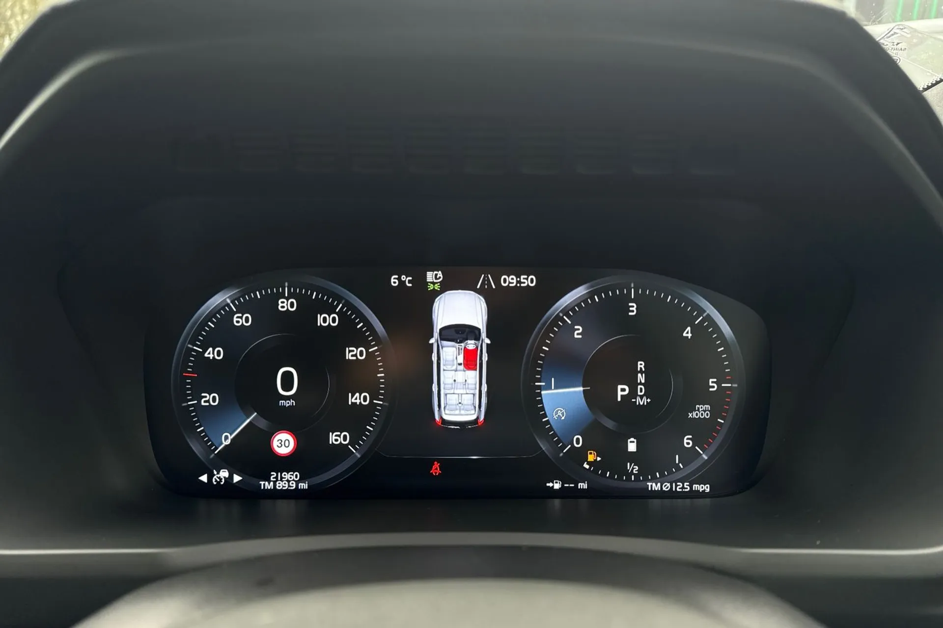 Volvo XC90 thumbnail image number 45